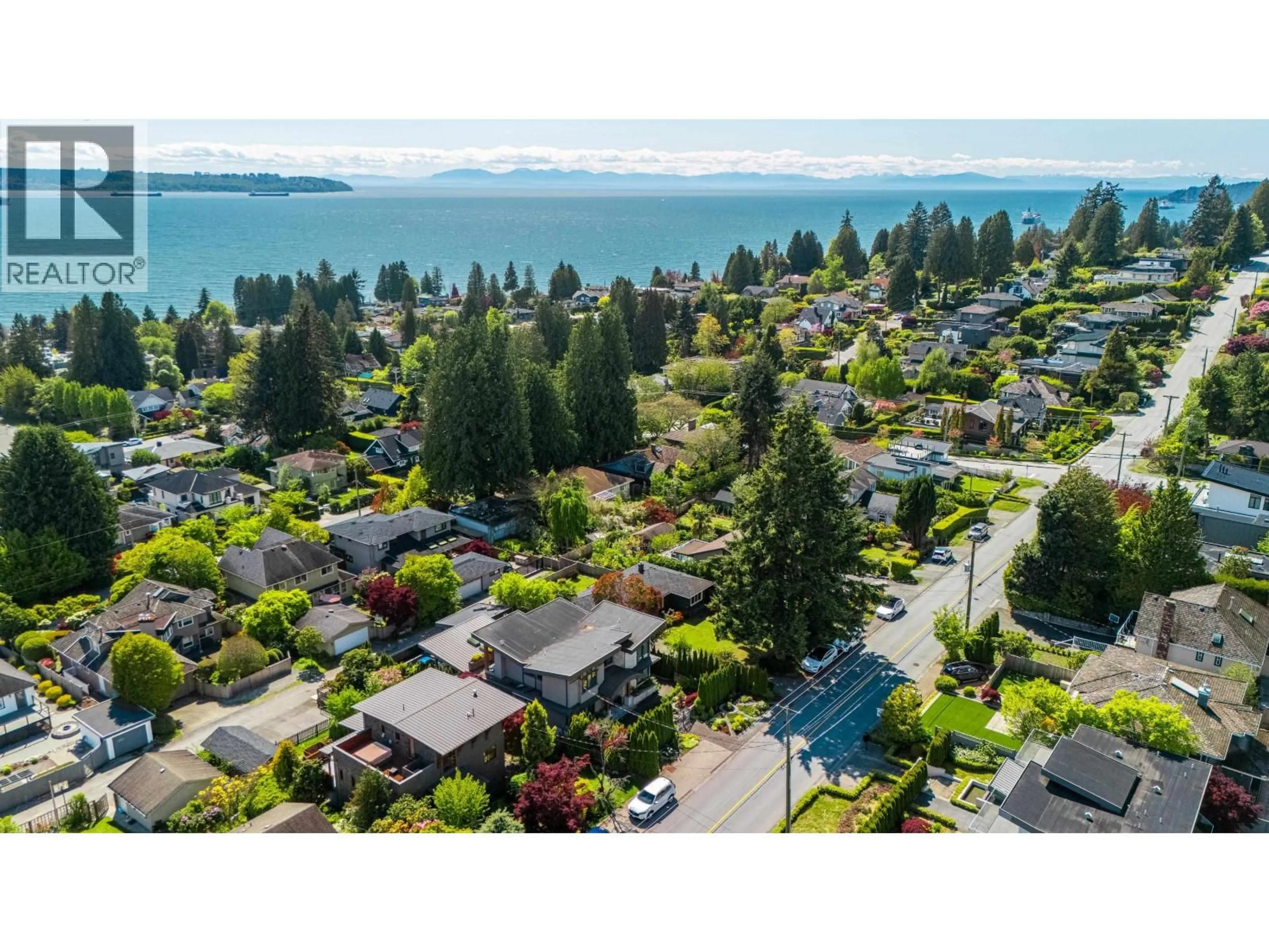 A pic from outside/outdoor area/front of a property/back of a property/a pic from drone, water/lake/river/ocean view for 2460 MATHERS AVENUE, West Vancouver British Columbia V7V2H8