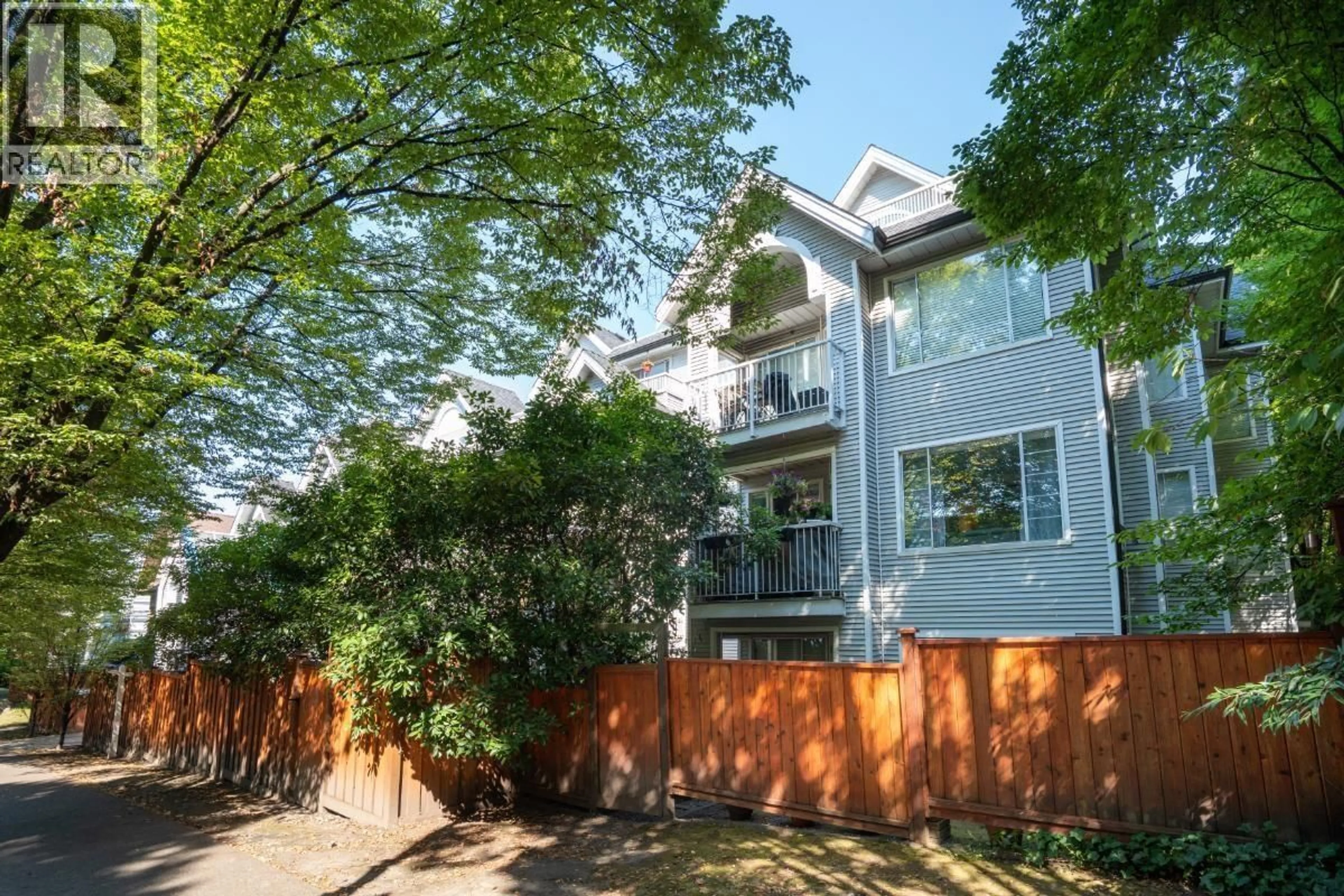 Unknown for 208 - 1433 1ST AVENUE, Vancouver British Columbia V5N1A4