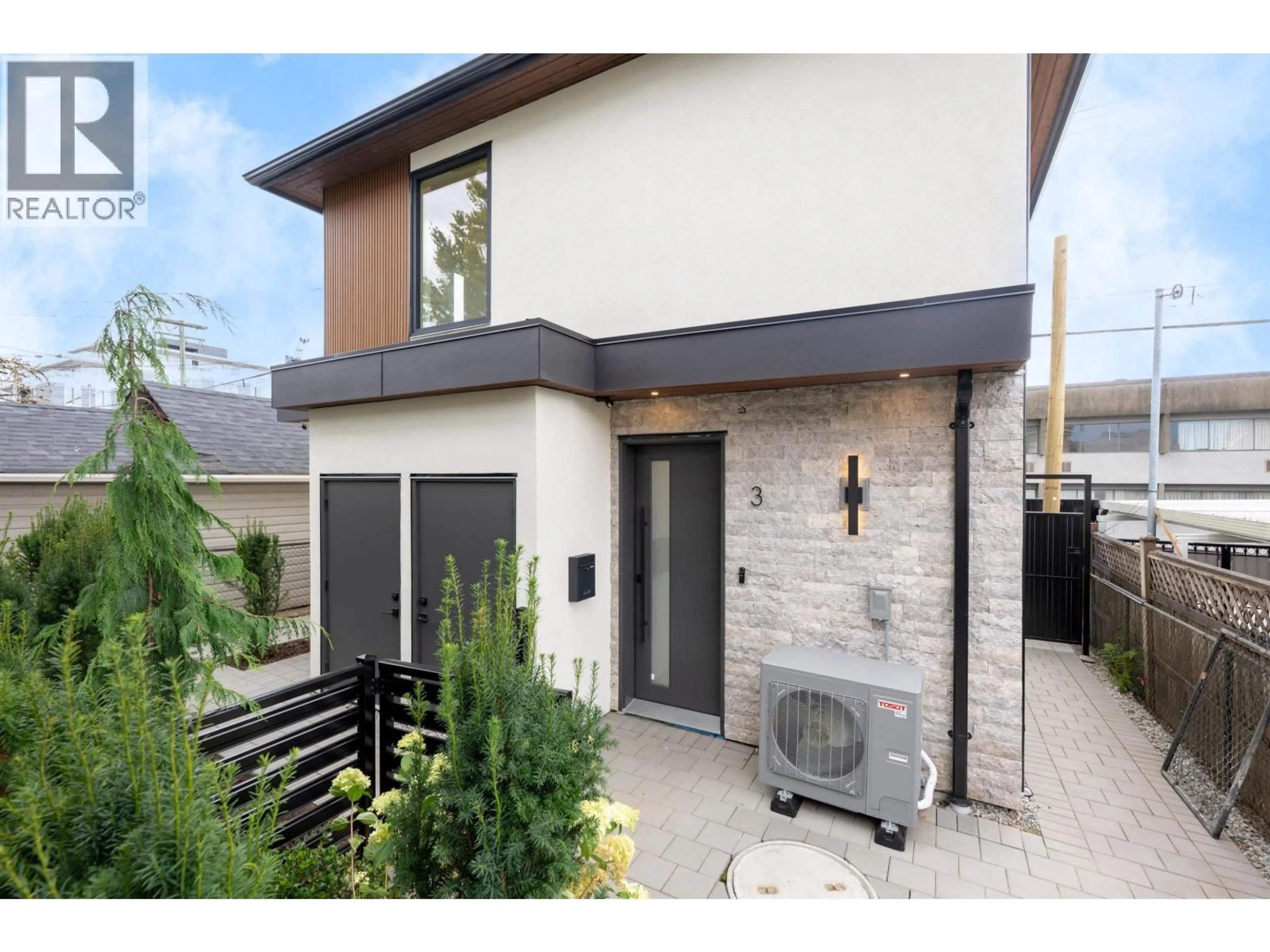 Home with brick exterior material, street for 3468 FRANKLIN STREET, Vancouver British Columbia V5K1Y3