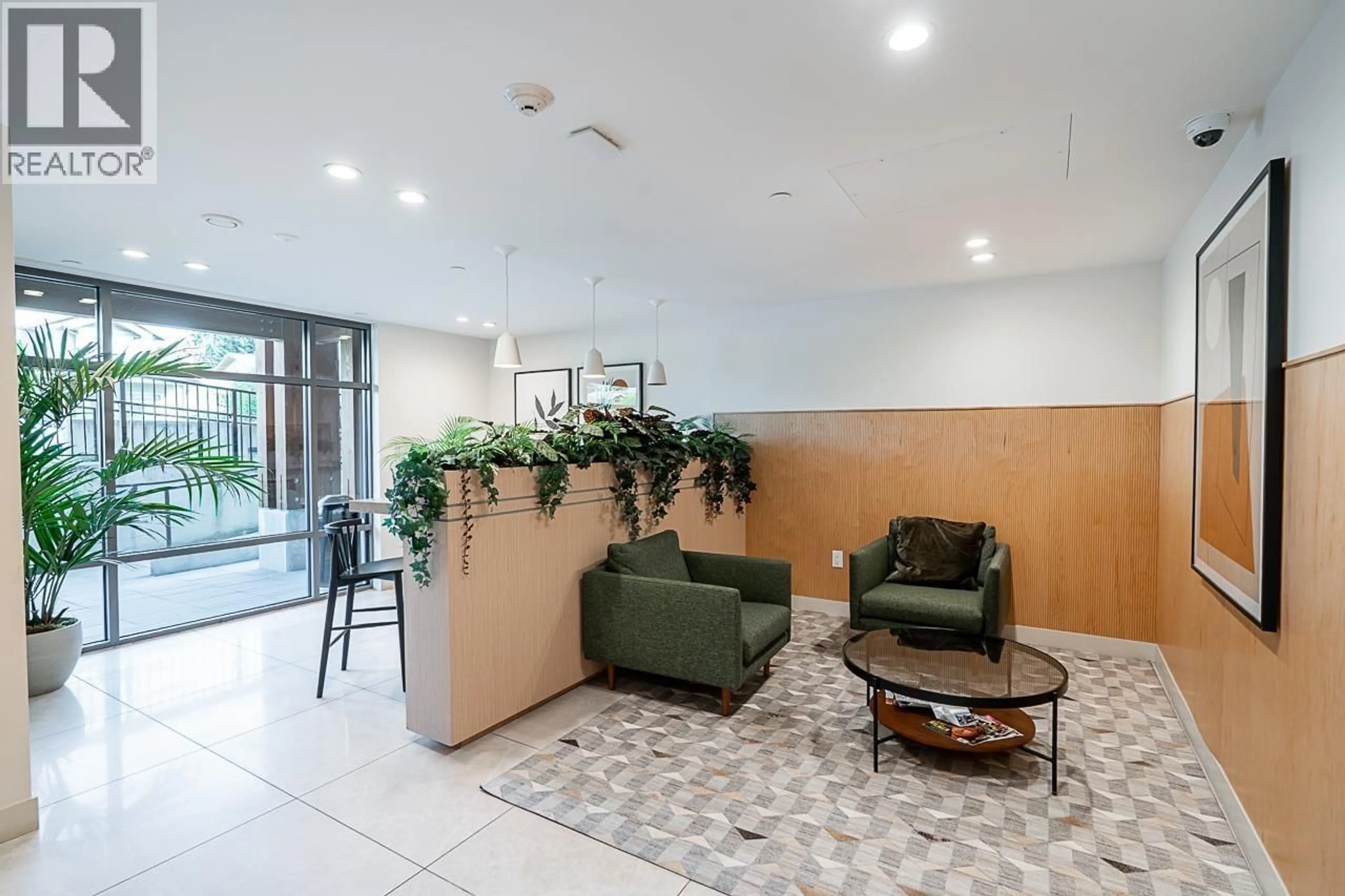 Lobby for 215 - 735 ANSKAR COURT, Coquitlam British Columbia V3J0L7