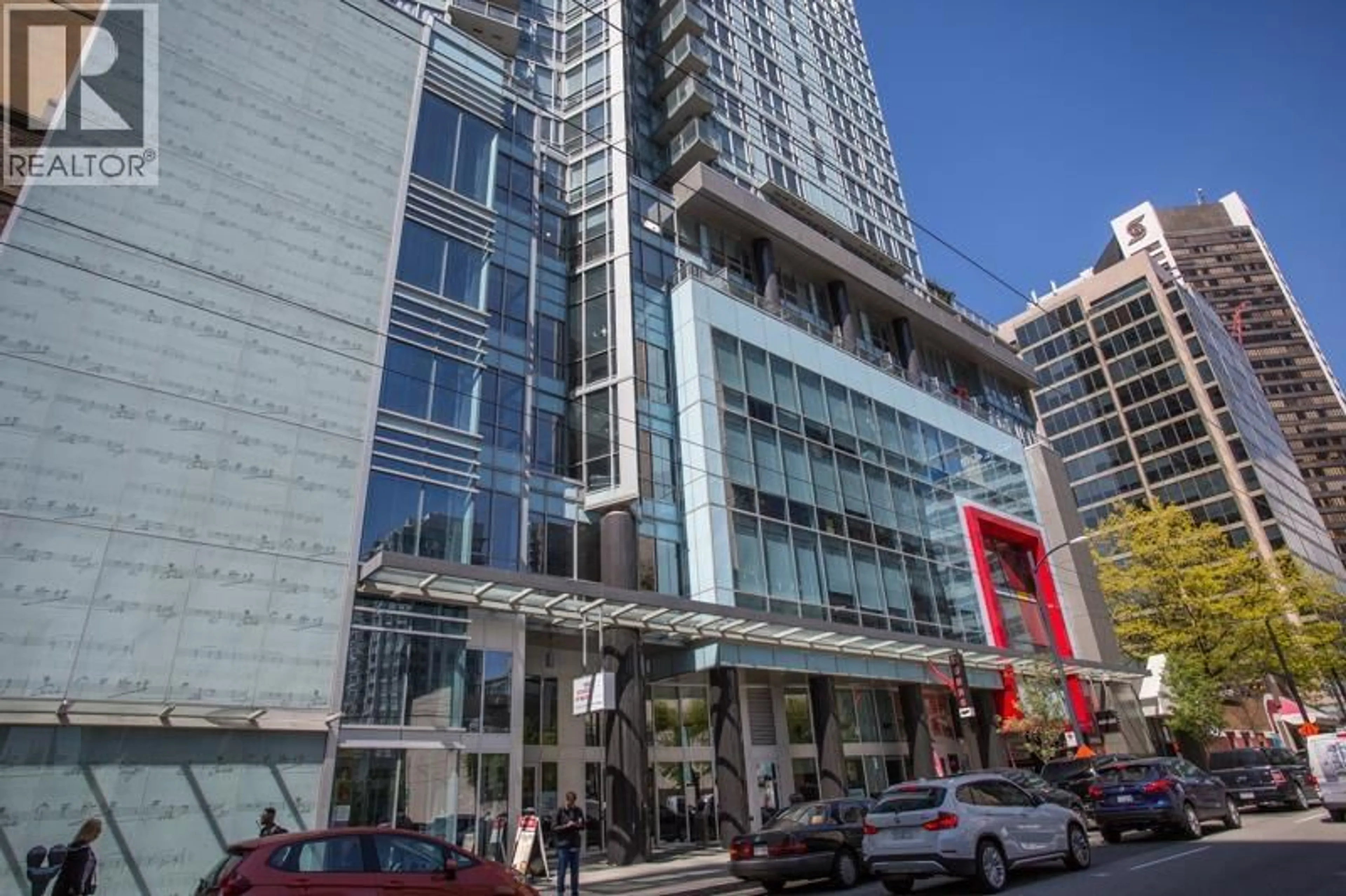 Indoor foyer for 1903 - 833 SEYMOUR STREET, Vancouver British Columbia V6B0G4