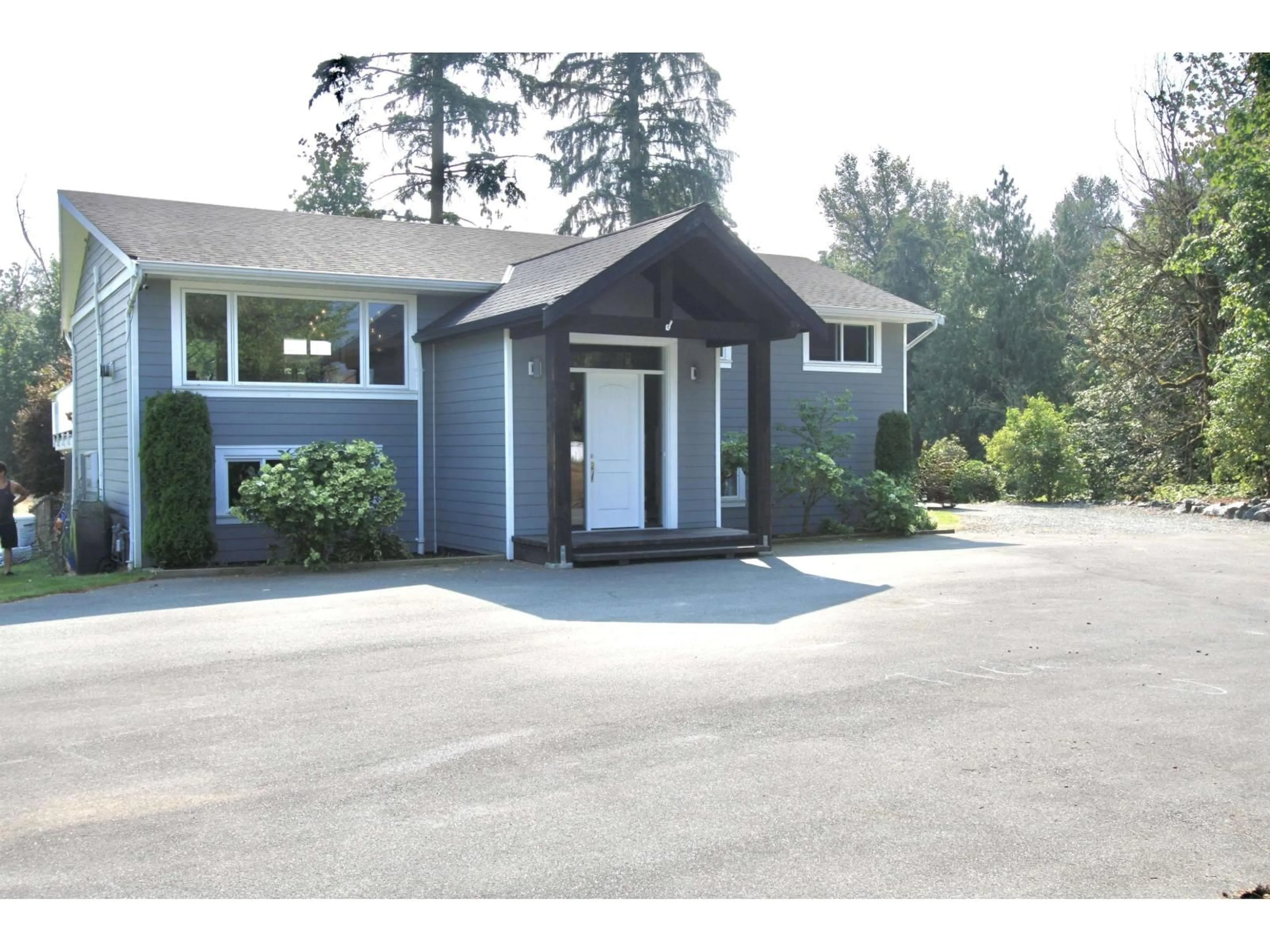 Home with vinyl exterior material, street for 29340 GALAHAD, Abbotsford British Columbia V4X2E4