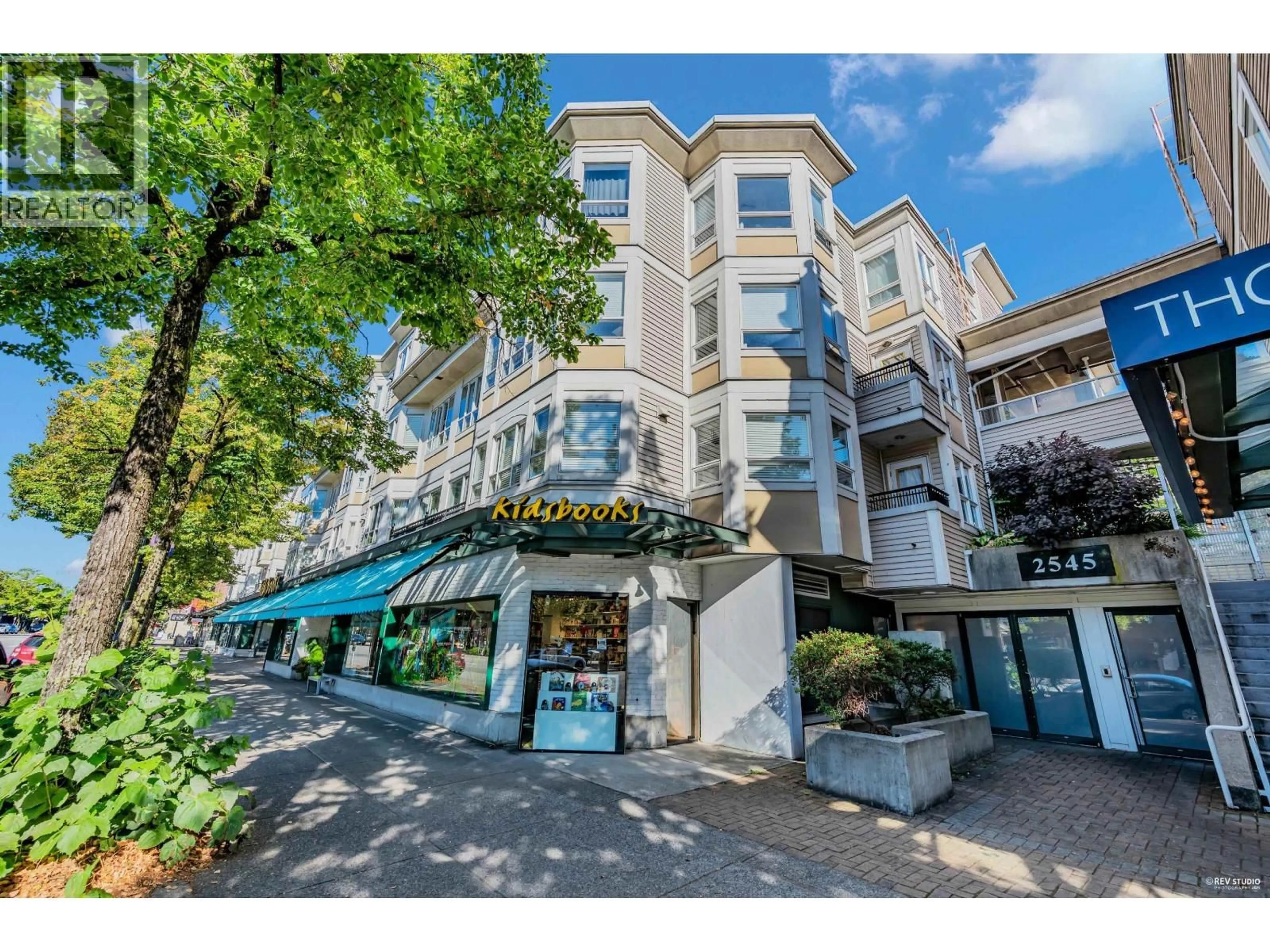 Unknown for 211 - 2545 BROADWAY, Vancouver British Columbia V6K2E9