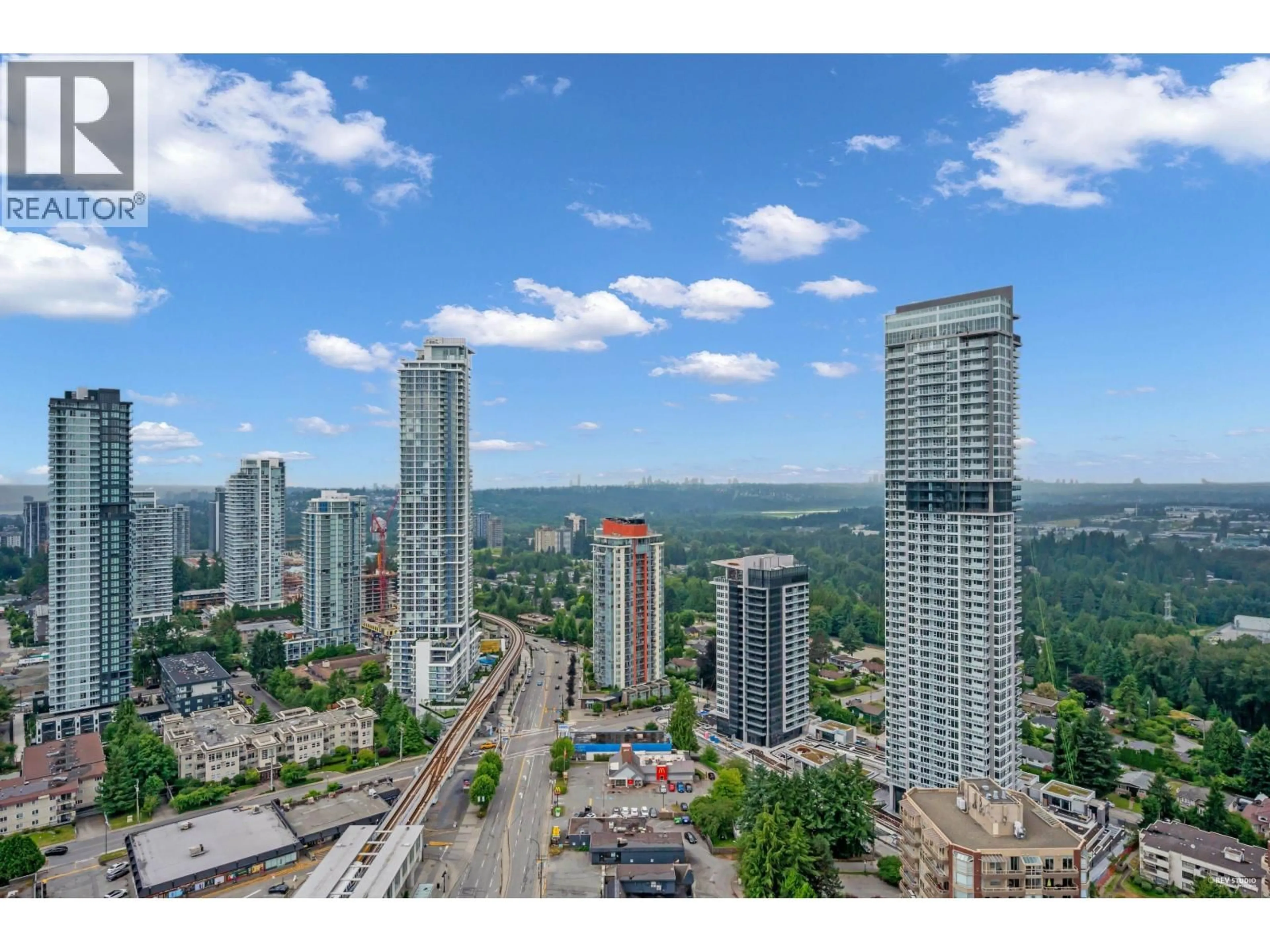 A pic from outside/outdoor area/front of a property/back of a property/a pic from drone, city buildings view from balcony for 2906 - 567 CLARKE ROAD, Coquitlam British Columbia V3J0K7