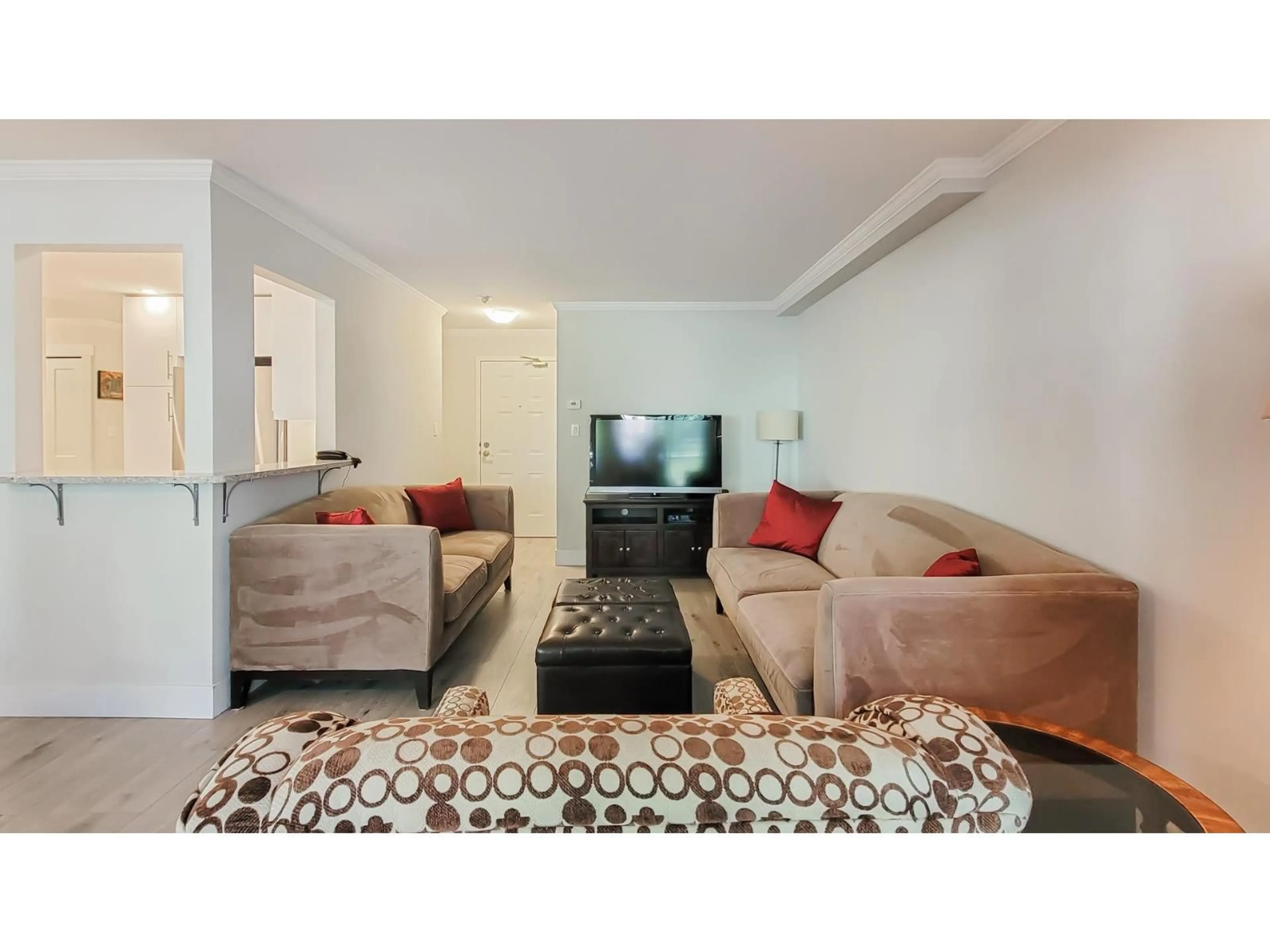 Living room with furniture, unknown for 106 - 32145 OLD YALE, Abbotsford British Columbia V2T2C8