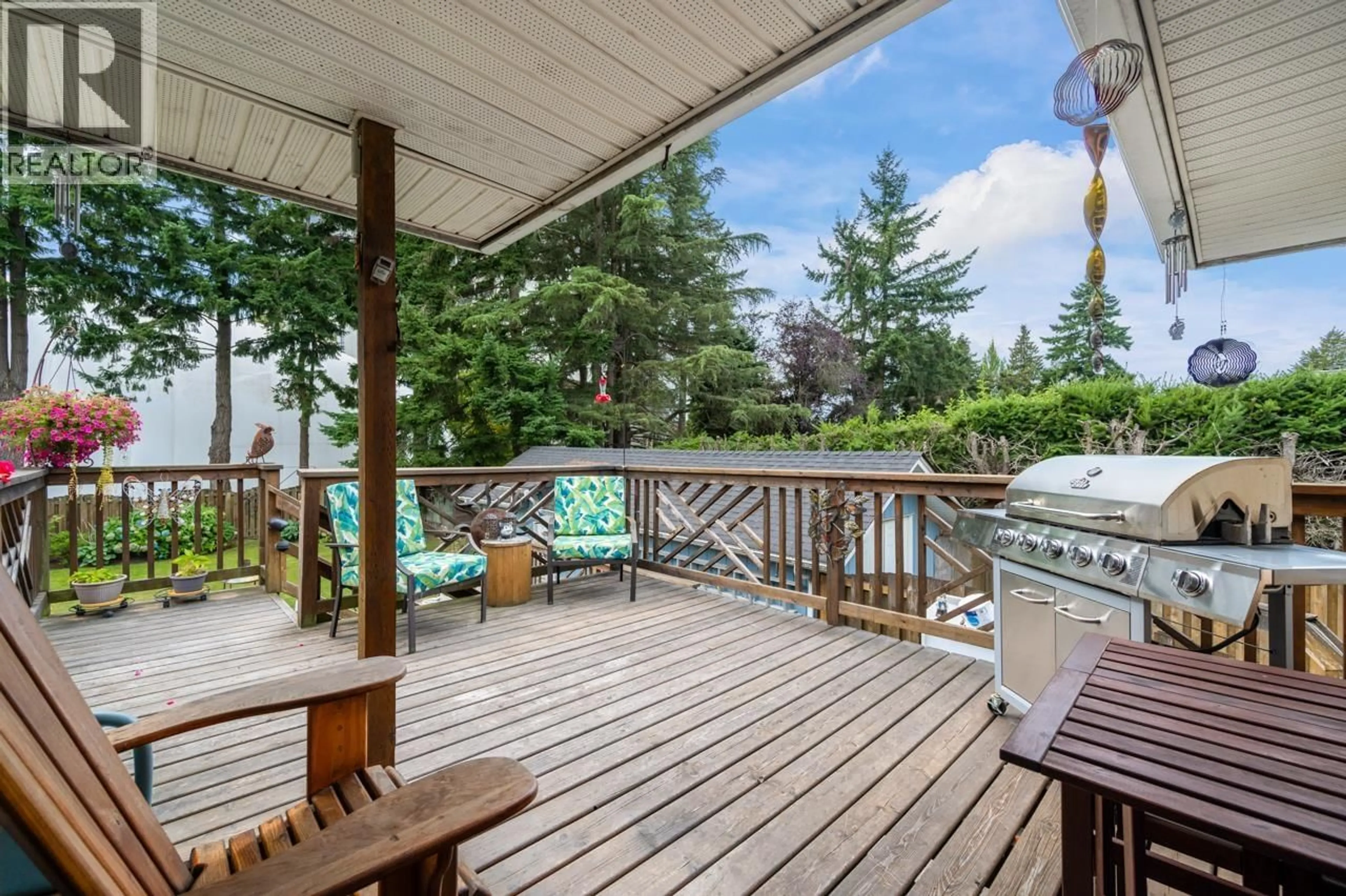 Patio, water/lake/river/ocean view for 10320 CAITHCART ROAD, Richmond British Columbia V6X1N2