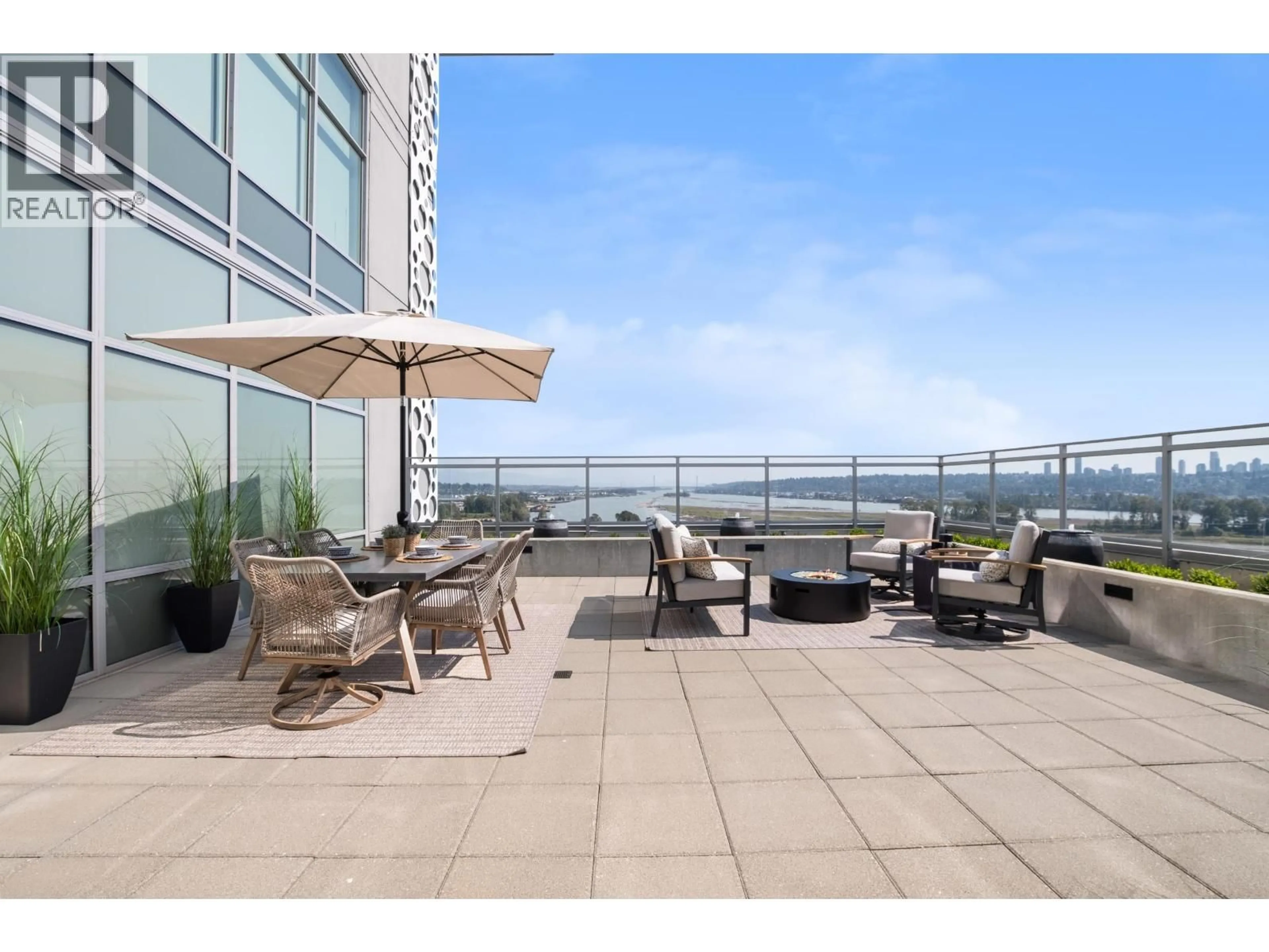 Patio, water/lake/river/ocean view for SPH06 - 200 NELSON'S CRESCENT, New Westminster British Columbia V3L0H4