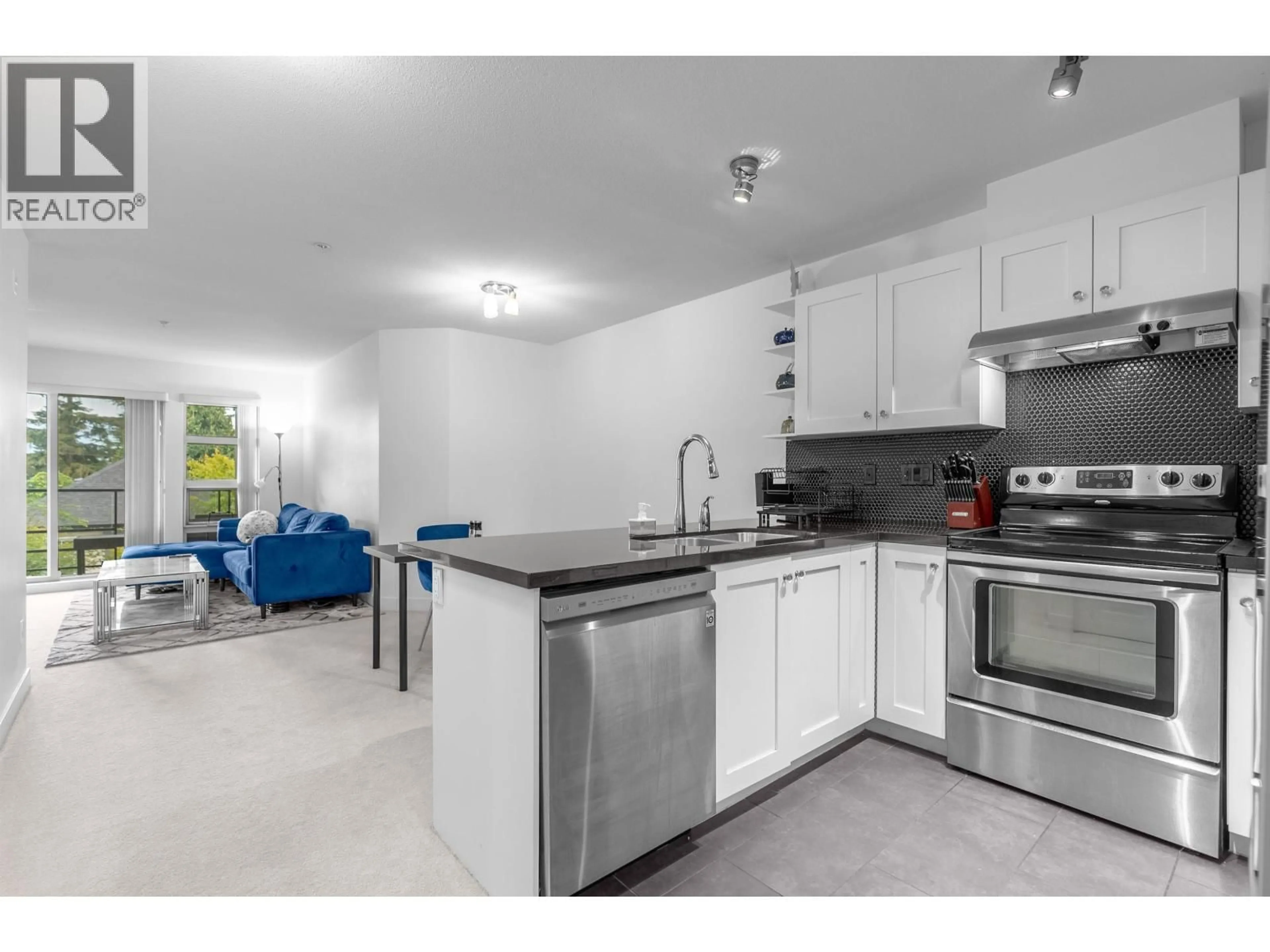 Unknown for 307 - 738 29TH AVENUE, Vancouver British Columbia V5V0B6