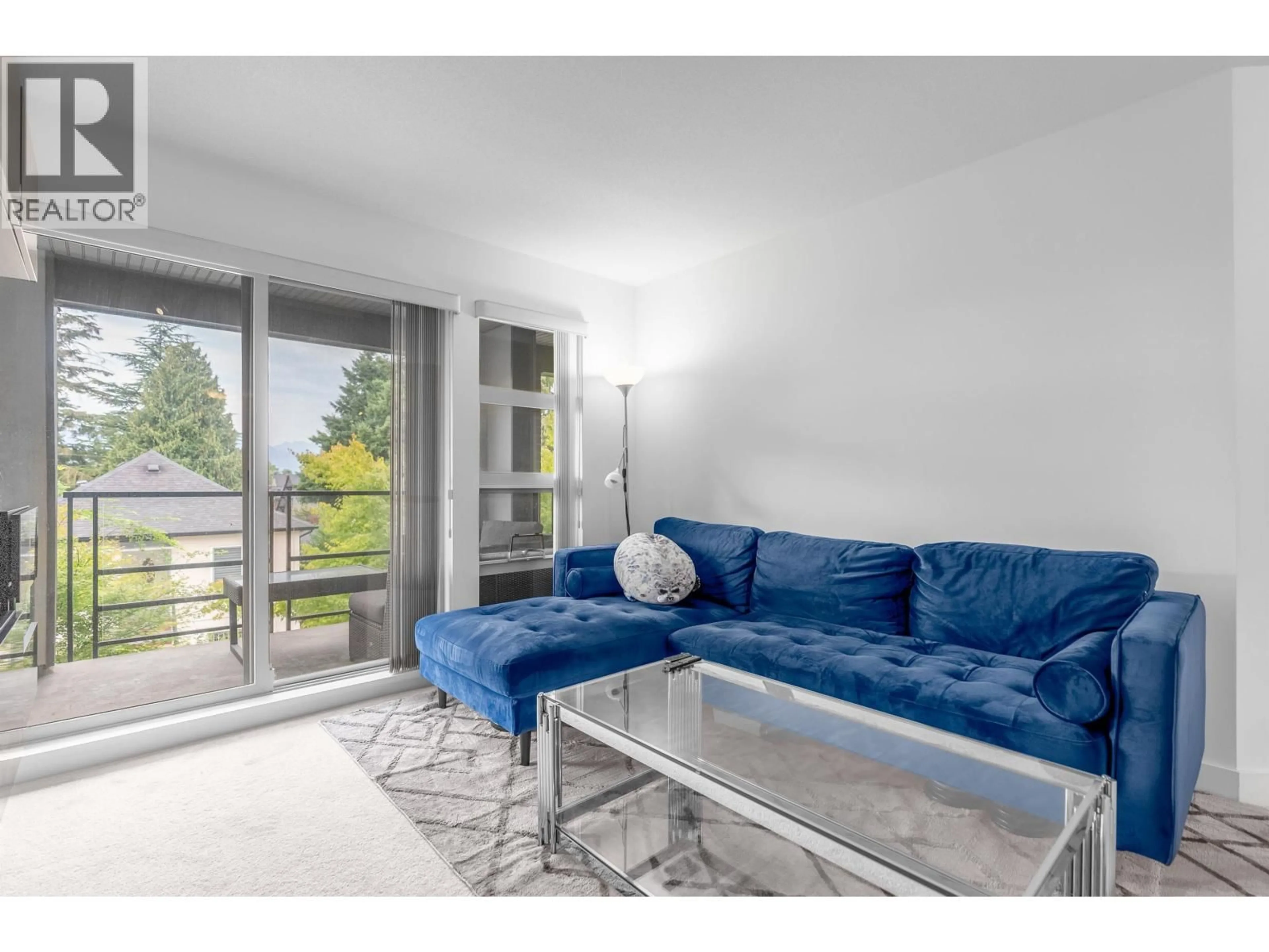 Living room with furniture, unknown for 307 - 738 29TH AVENUE, Vancouver British Columbia V5V0B6