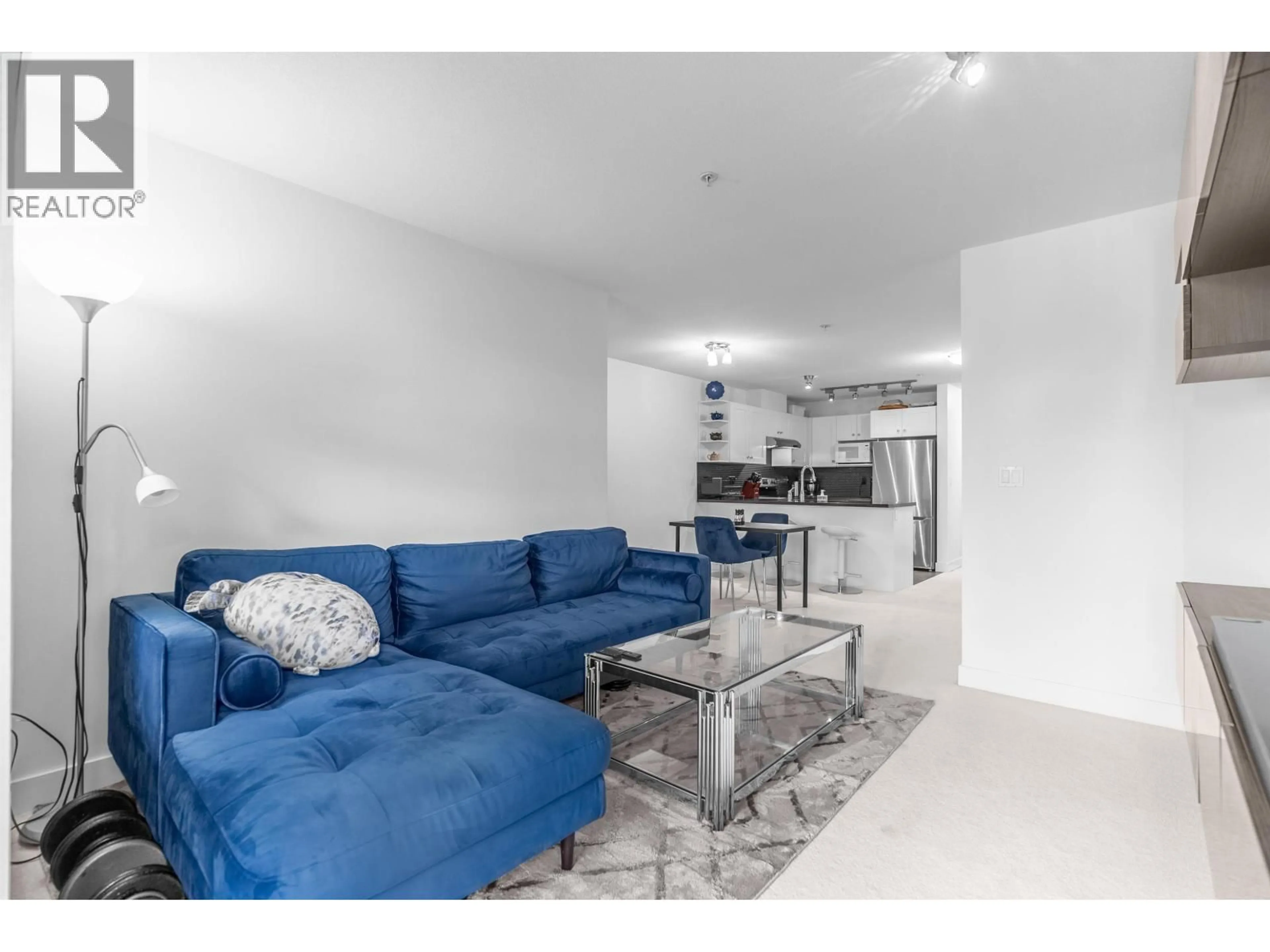 Living room with furniture, unknown for 307 - 738 29TH AVENUE, Vancouver British Columbia V5V0B6