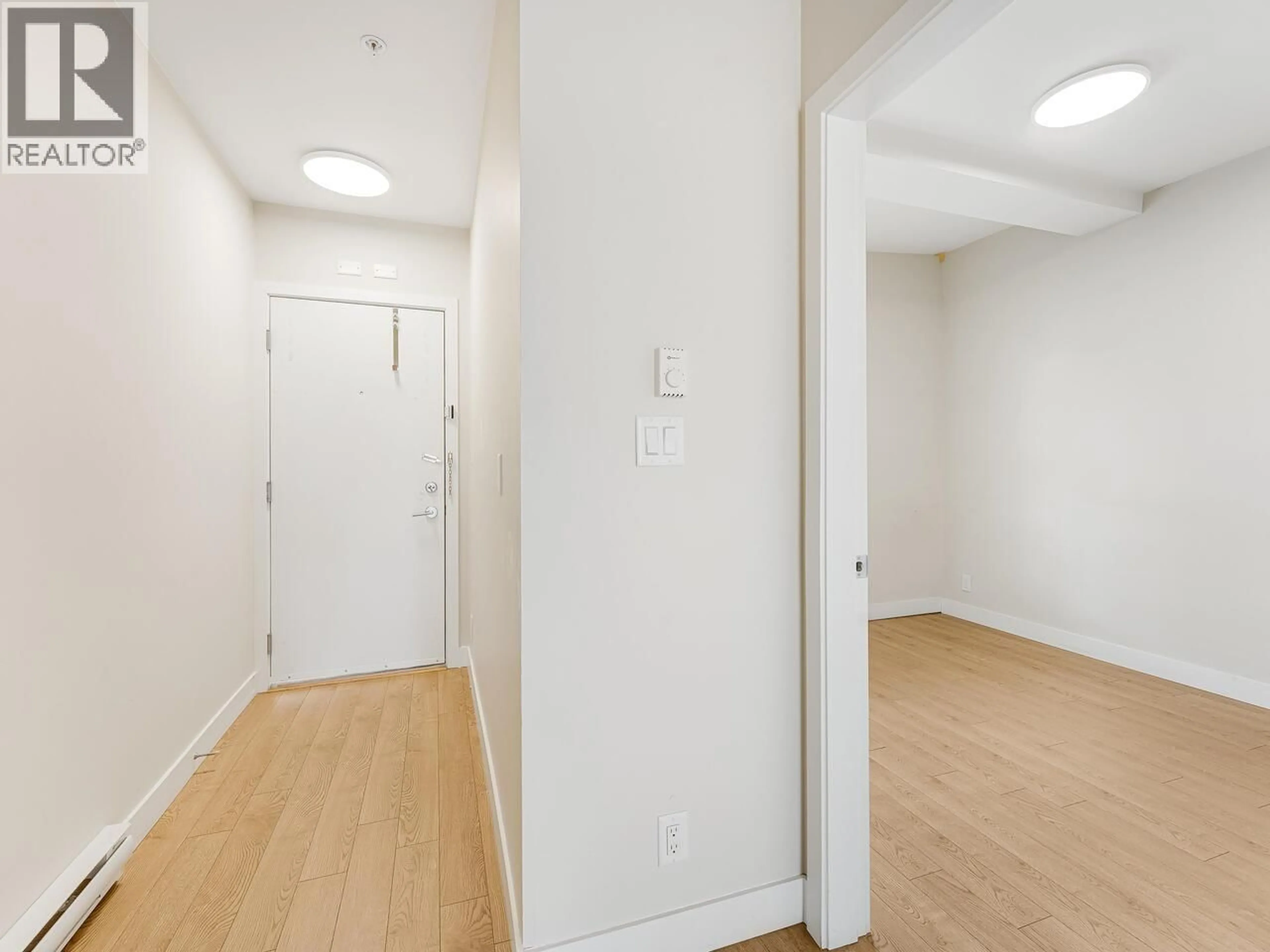 Indoor foyer for 516 - 388 KOOTENAY STREET, Vancouver British Columbia V5K0C5