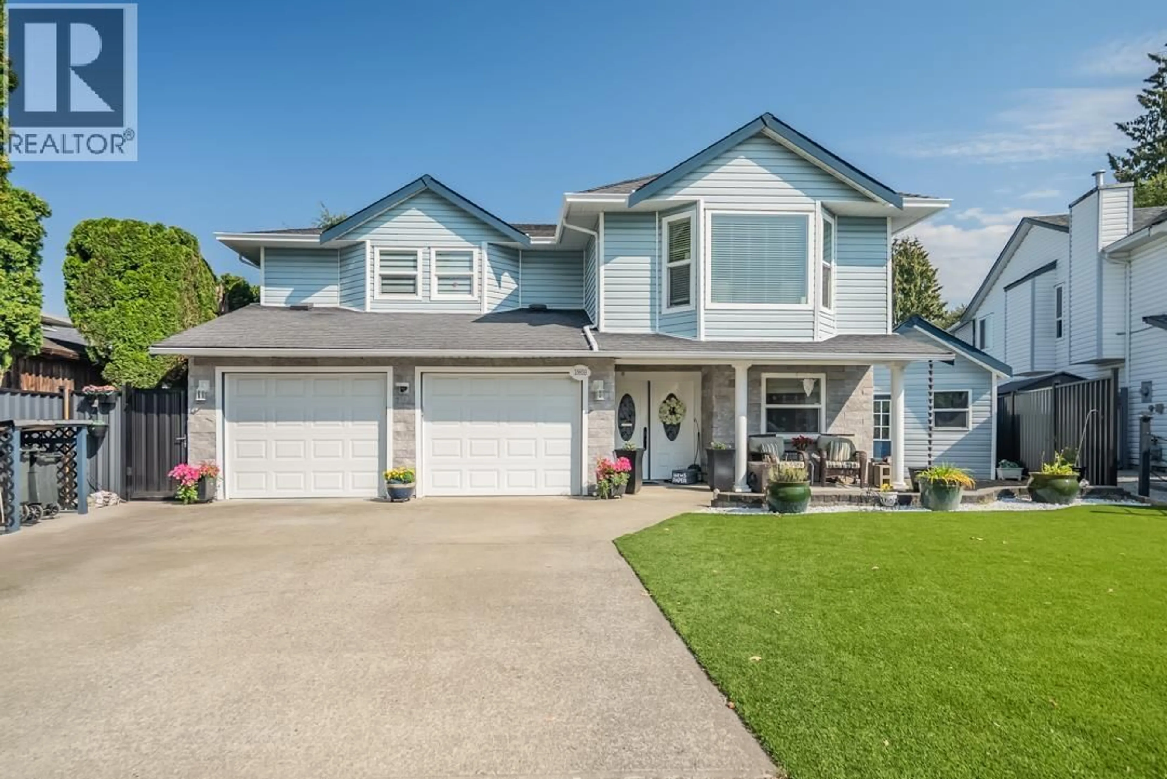 Home with vinyl exterior material, street for 18859 123A AVENUE, Pitt Meadows British Columbia V3Y2H4