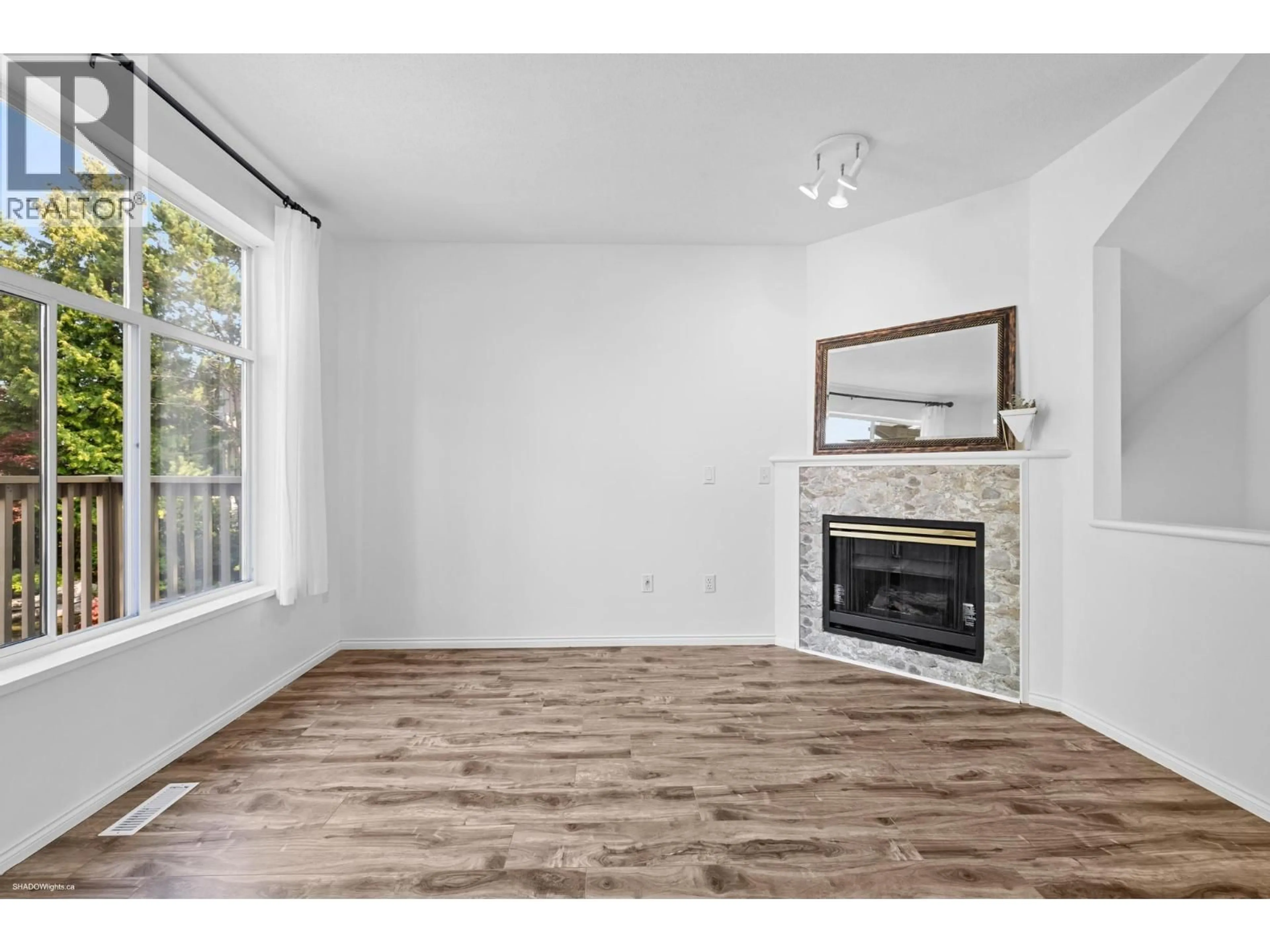 A pic of a room for 74 - 6588 BARNARD DRIVE, Richmond British Columbia V7C5R8