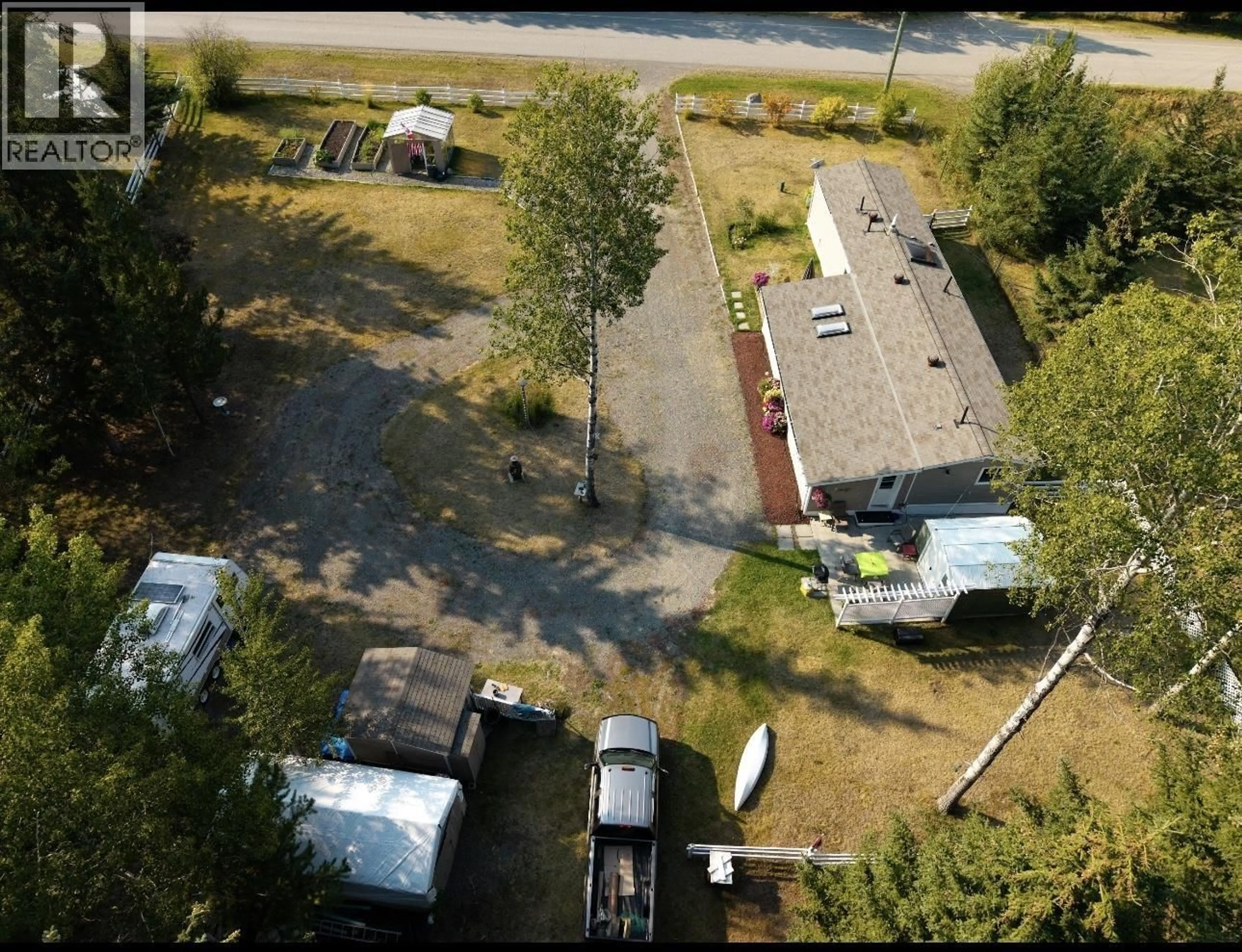 A pic from outside/outdoor area/front of a property/back of a property/a pic from drone, street for 287 WESTCOAST ROAD, Williams Lake British Columbia V2G5N3