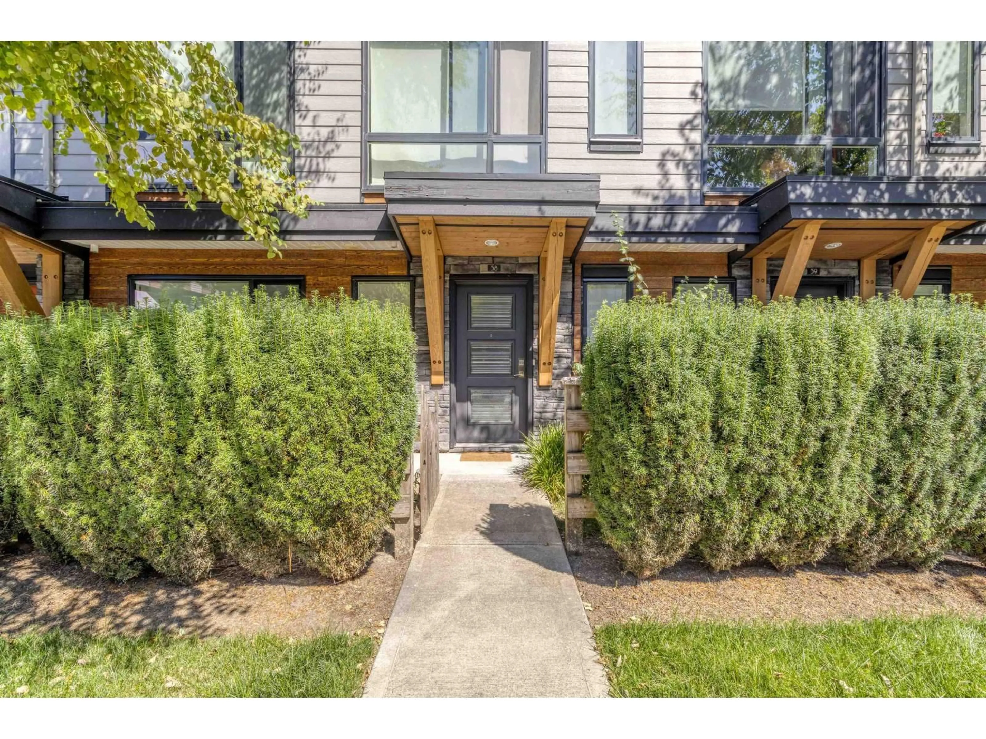 Indoor entryway for 58 - 16488 64, Surrey British Columbia V3S6X6