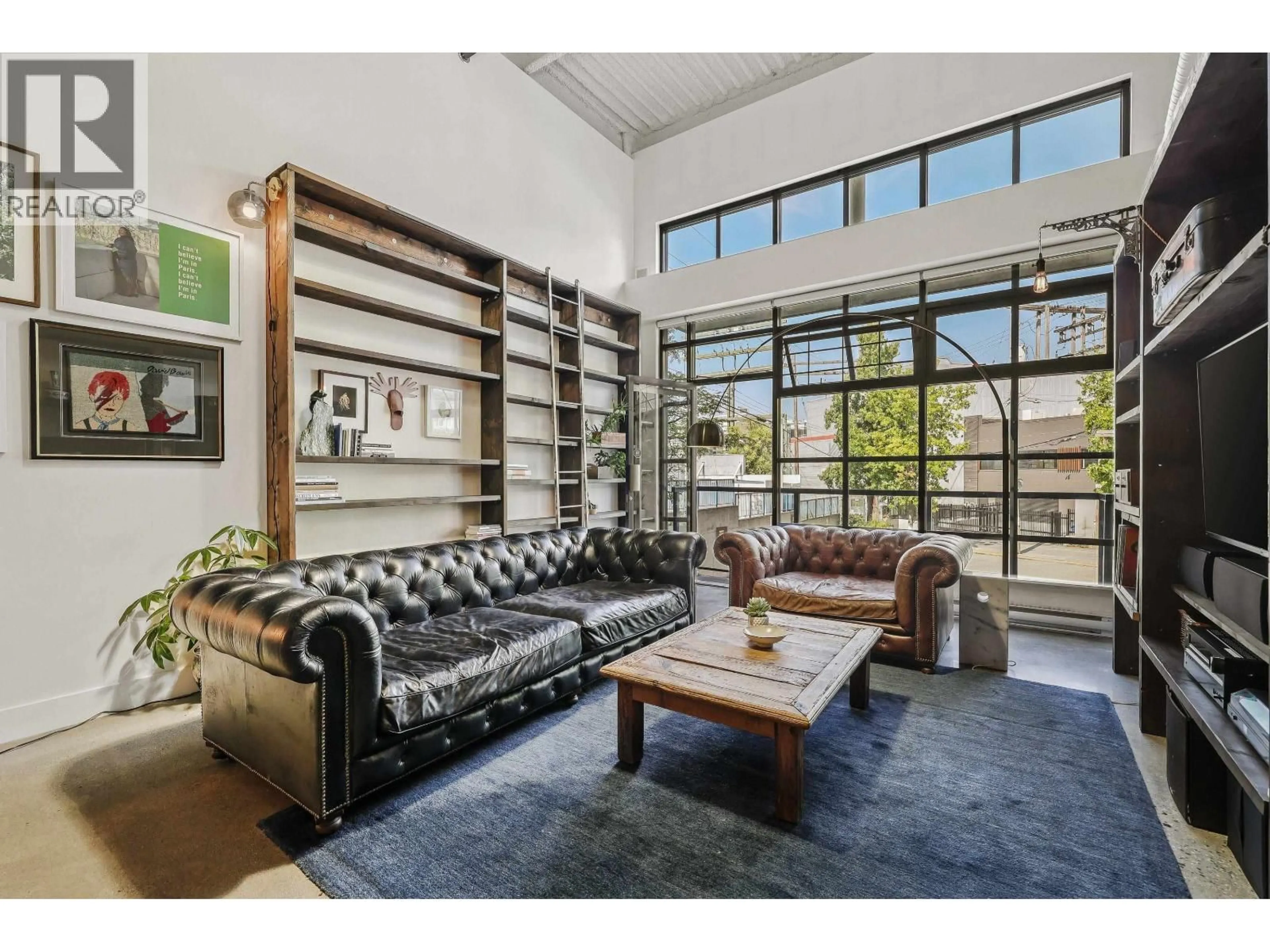 Living room with furniture, unknown for 115 - 237 4TH AVENUE, Vancouver British Columbia V5T4R4