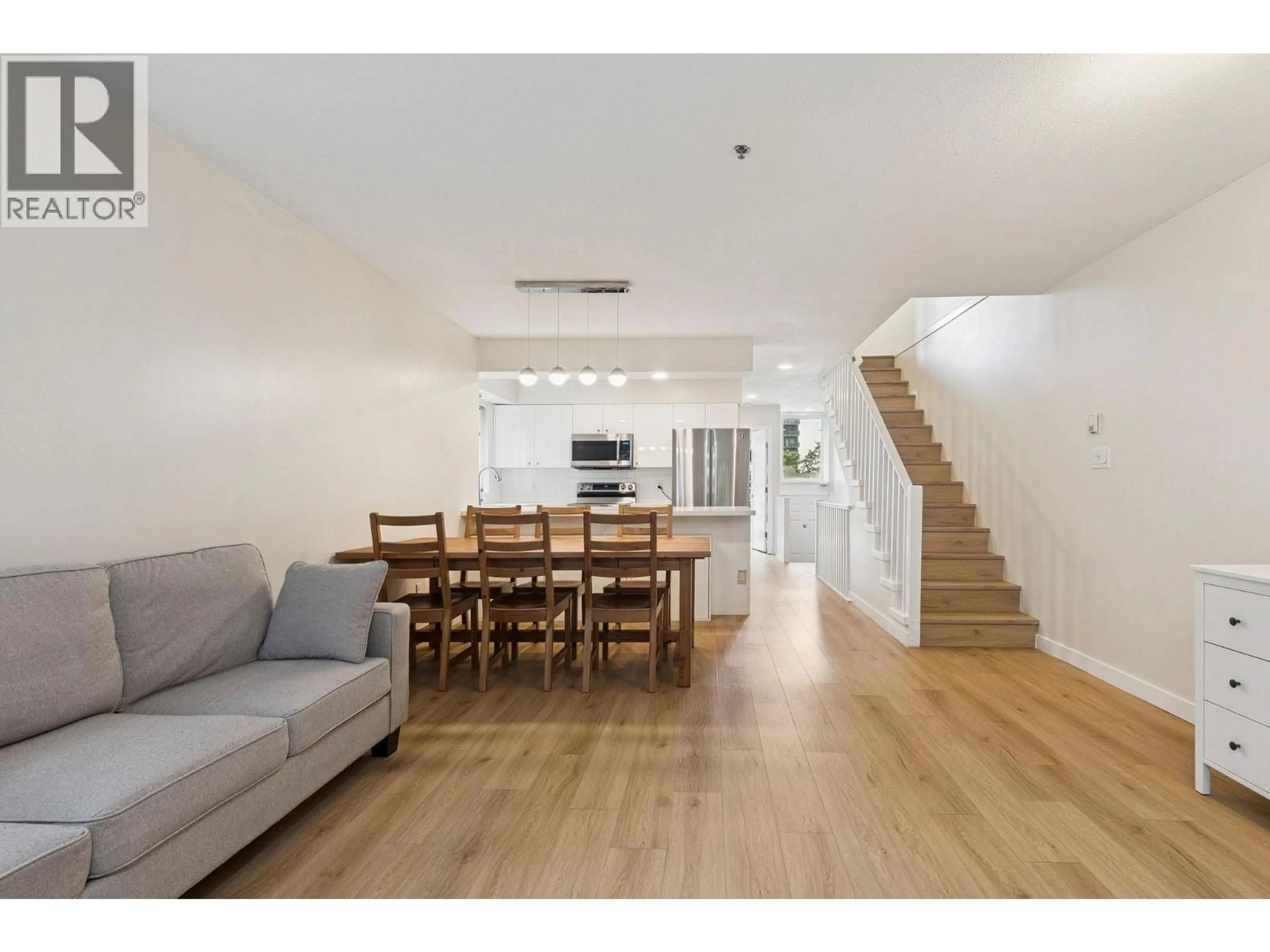 Unknown for 3379 FIELDSTONE AVENUE, Vancouver British Columbia V5S4R9