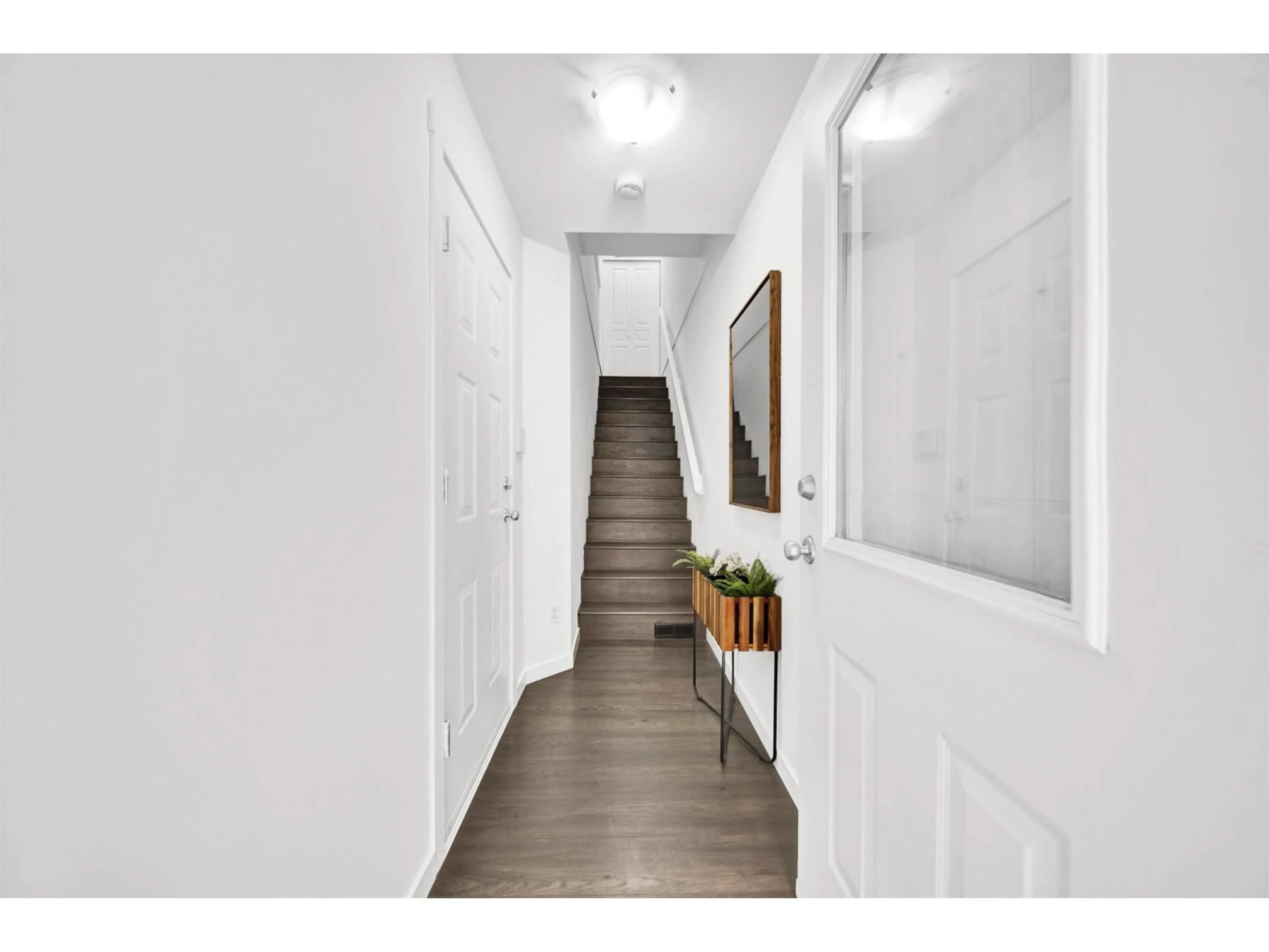 Indoor entryway for 58 - 12677 63, Surrey British Columbia V3X3T3