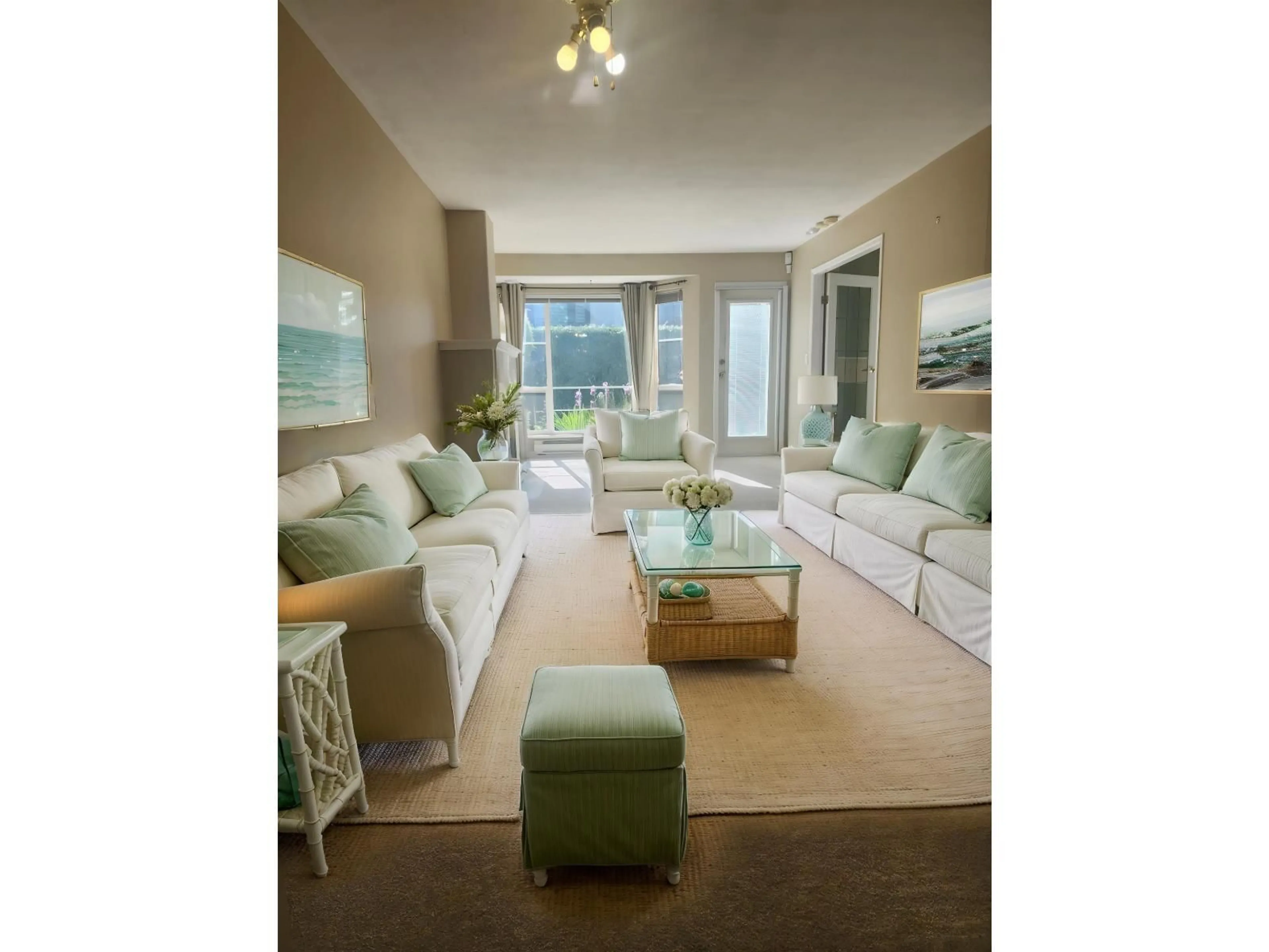 Living room with furniture, unknown for 13 - 7127 124, Surrey British Columbia V3W3W9