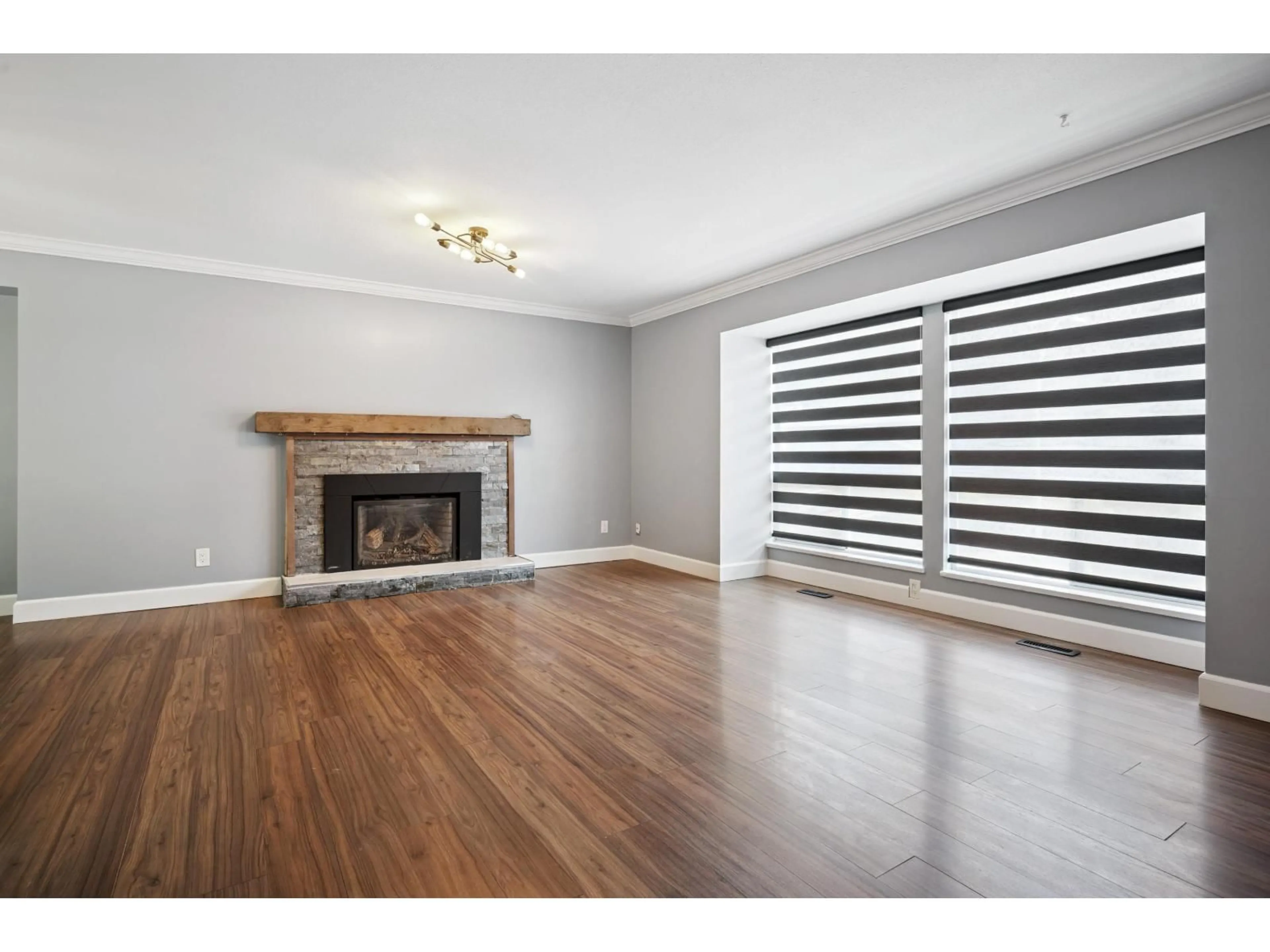 Unknown for 2311 HARPER, Abbotsford British Columbia V3G2B2