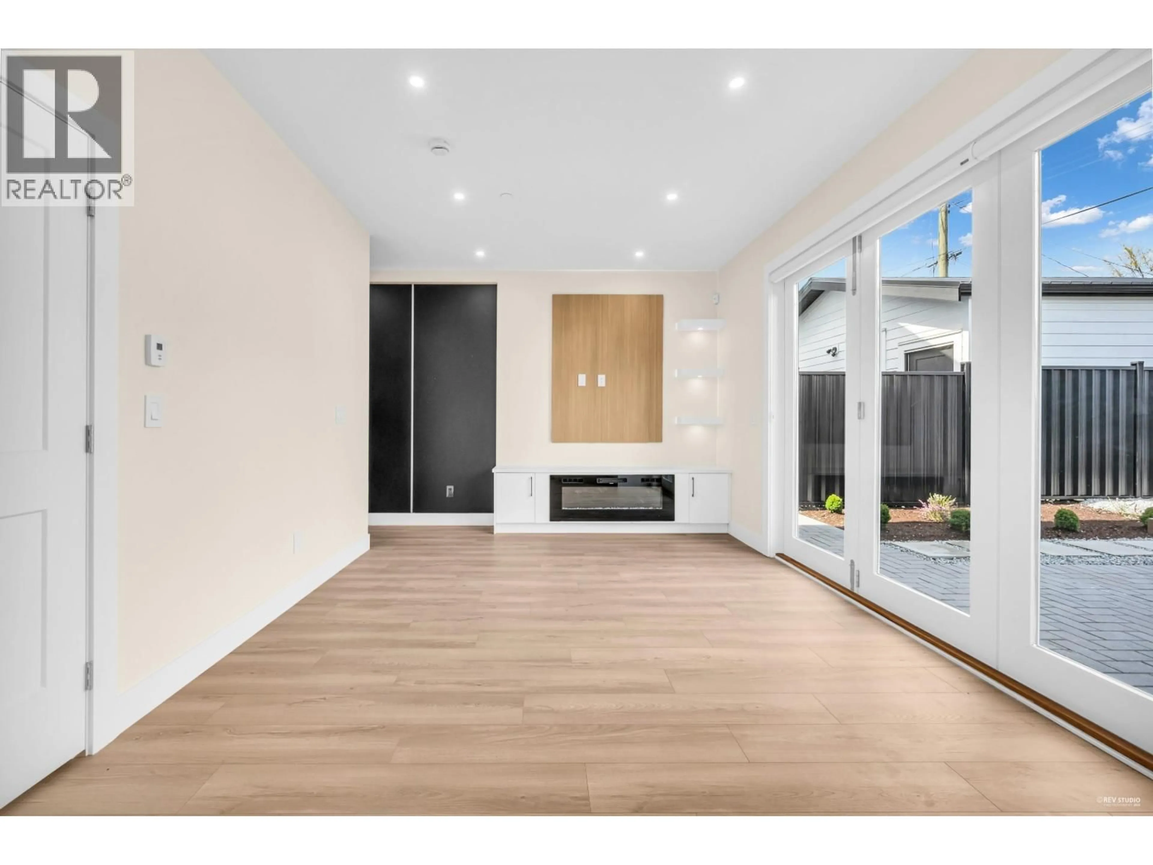 Unknown for 2369 ADANAC STREET, Vancouver British Columbia V5L2E9