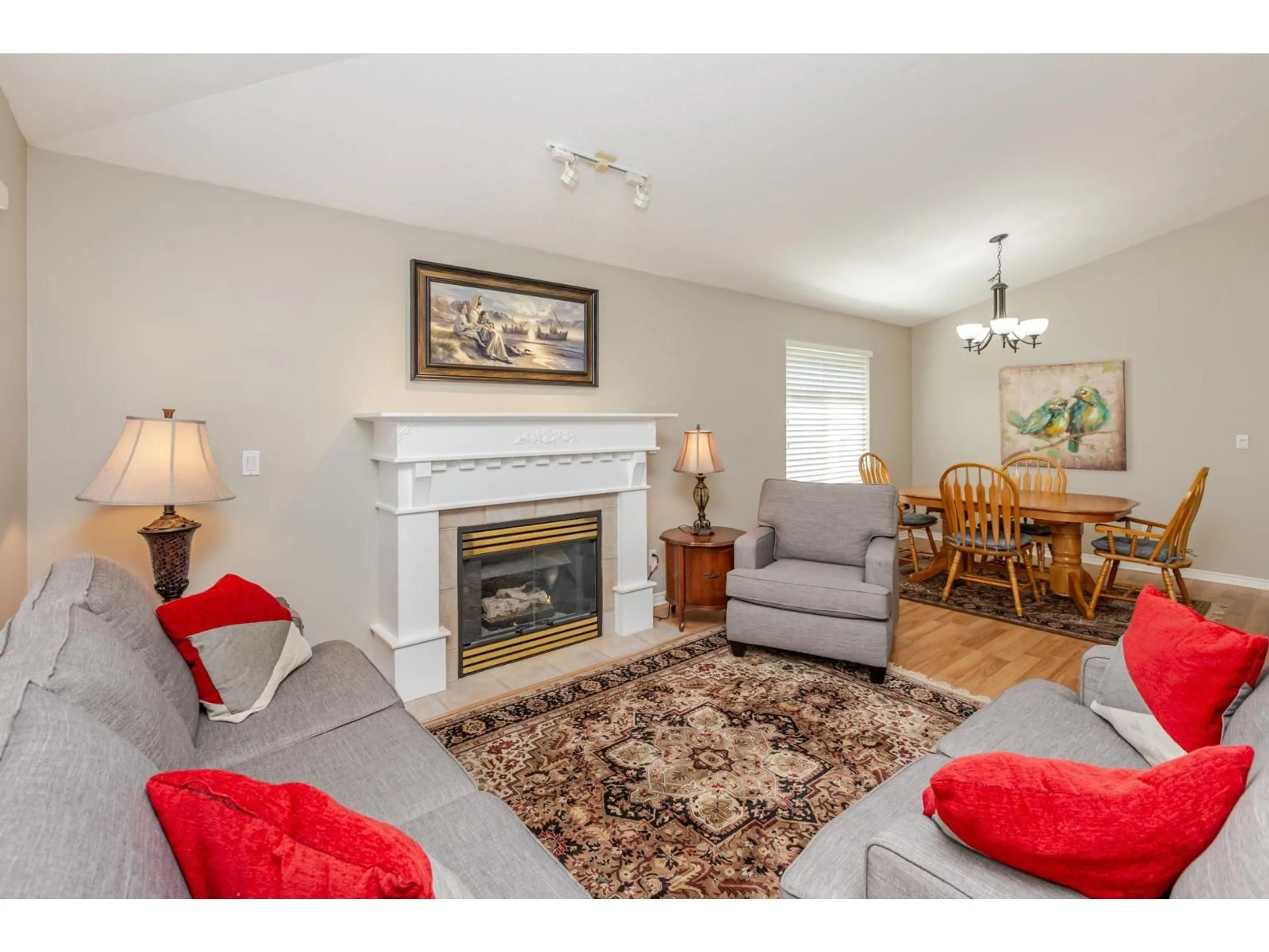 Living room with furniture, unknown for 57 - 8555 209, Langley British Columbia V1M3W2