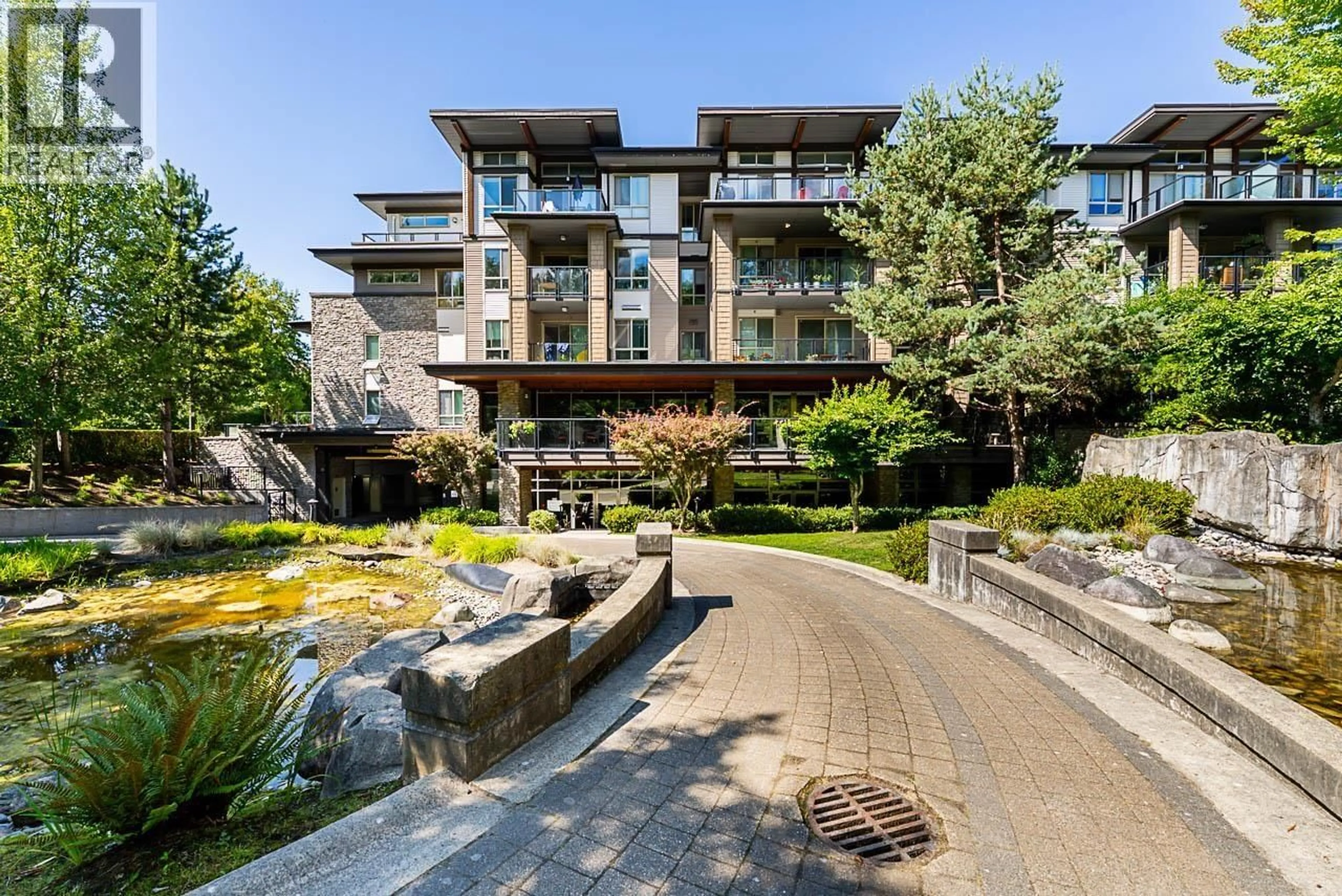Patio, unknown for 205 - 7488 BYRNEPARK WALK, Burnaby British Columbia V3N0B6