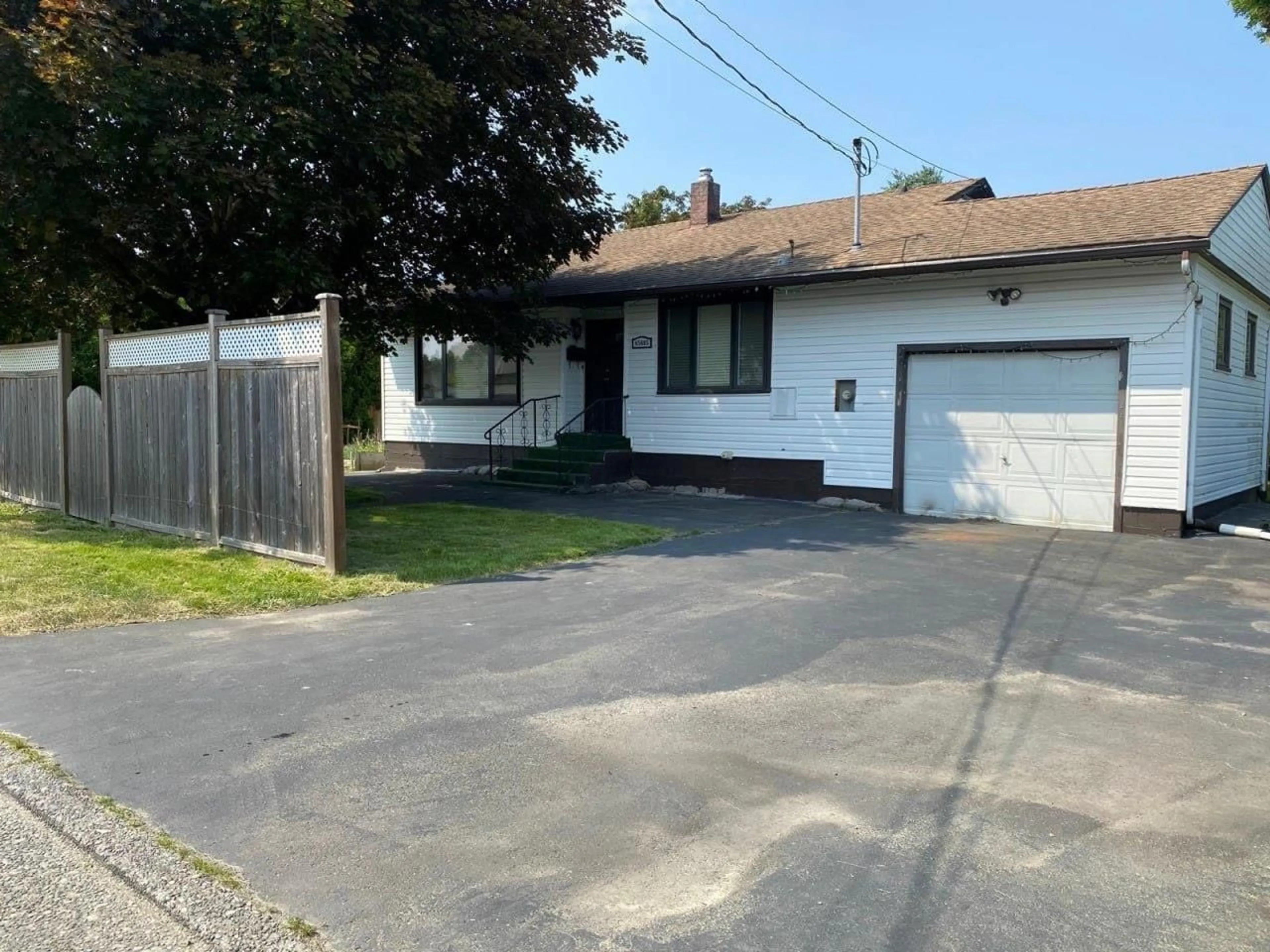 Unknown for 45685 HERRON AVENUE, Chilliwack British Columbia V2P3G8