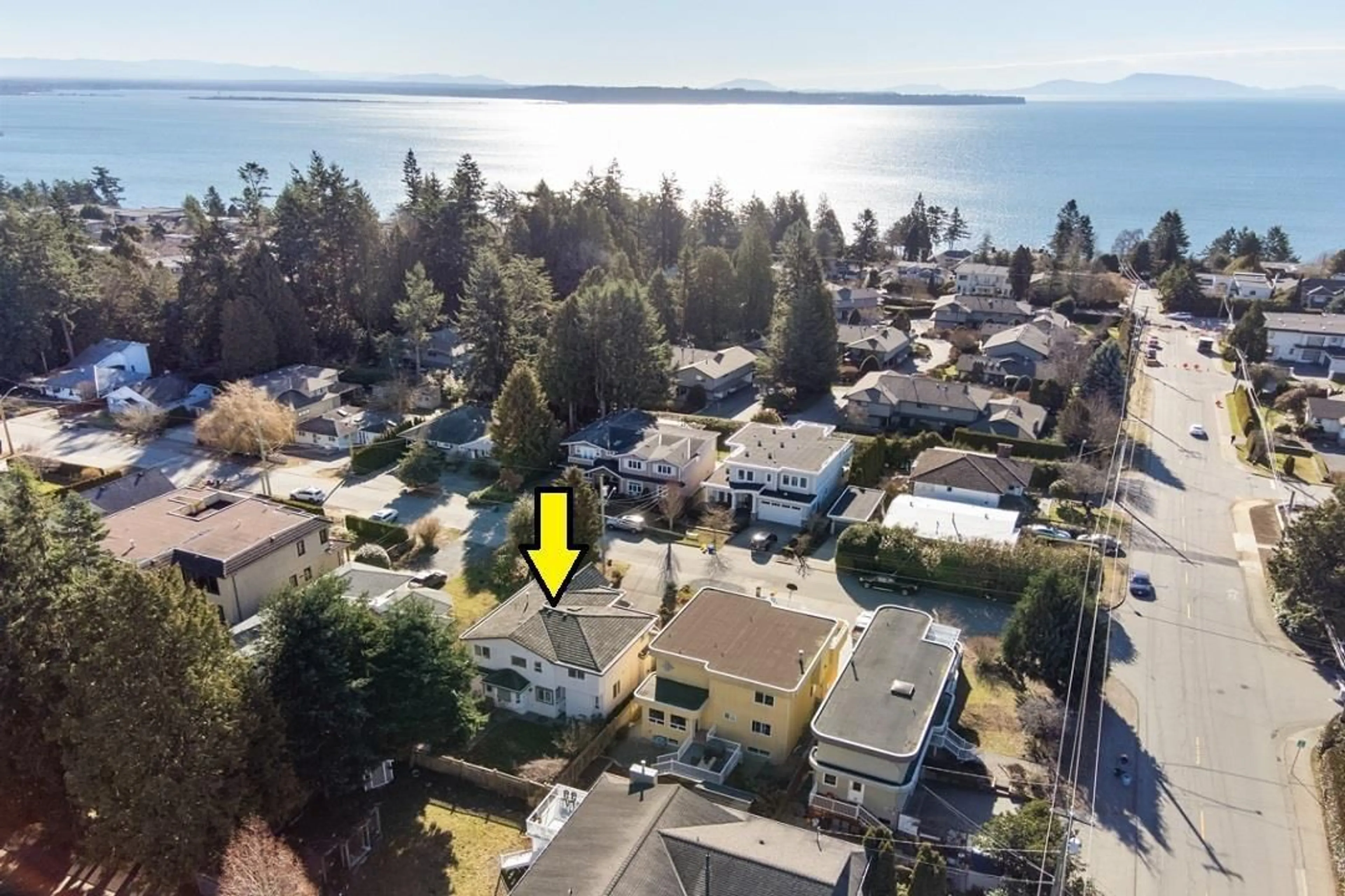 A pic from outside/outdoor area/front of a property/back of a property/a pic from drone, water/lake/river/ocean view for 14027 BLACKBURN, White Rock British Columbia V4B2Z6
