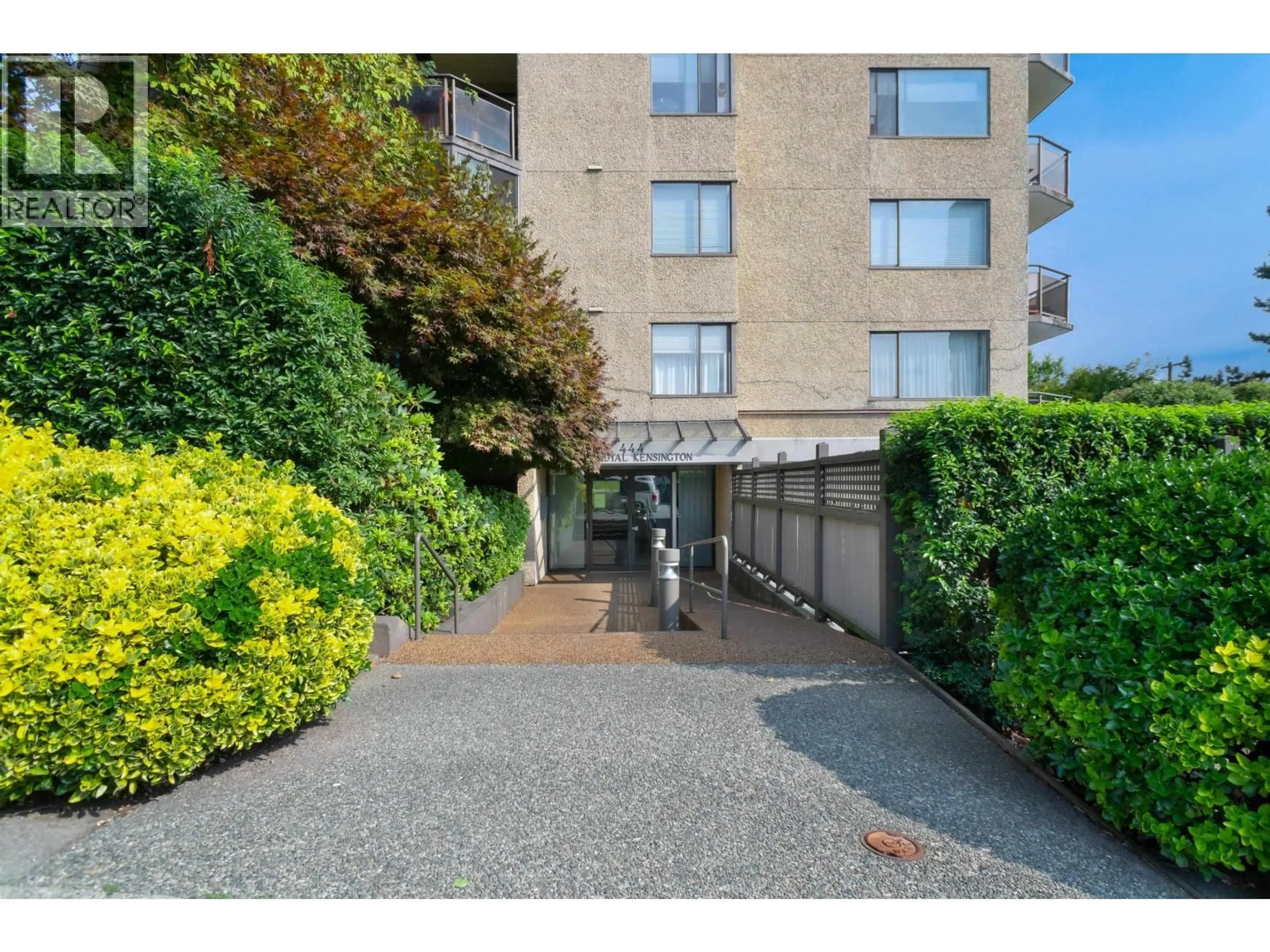 Unknown for 303 - 444 LONSDALE AVENUE, North Vancouver British Columbia V7M3H5