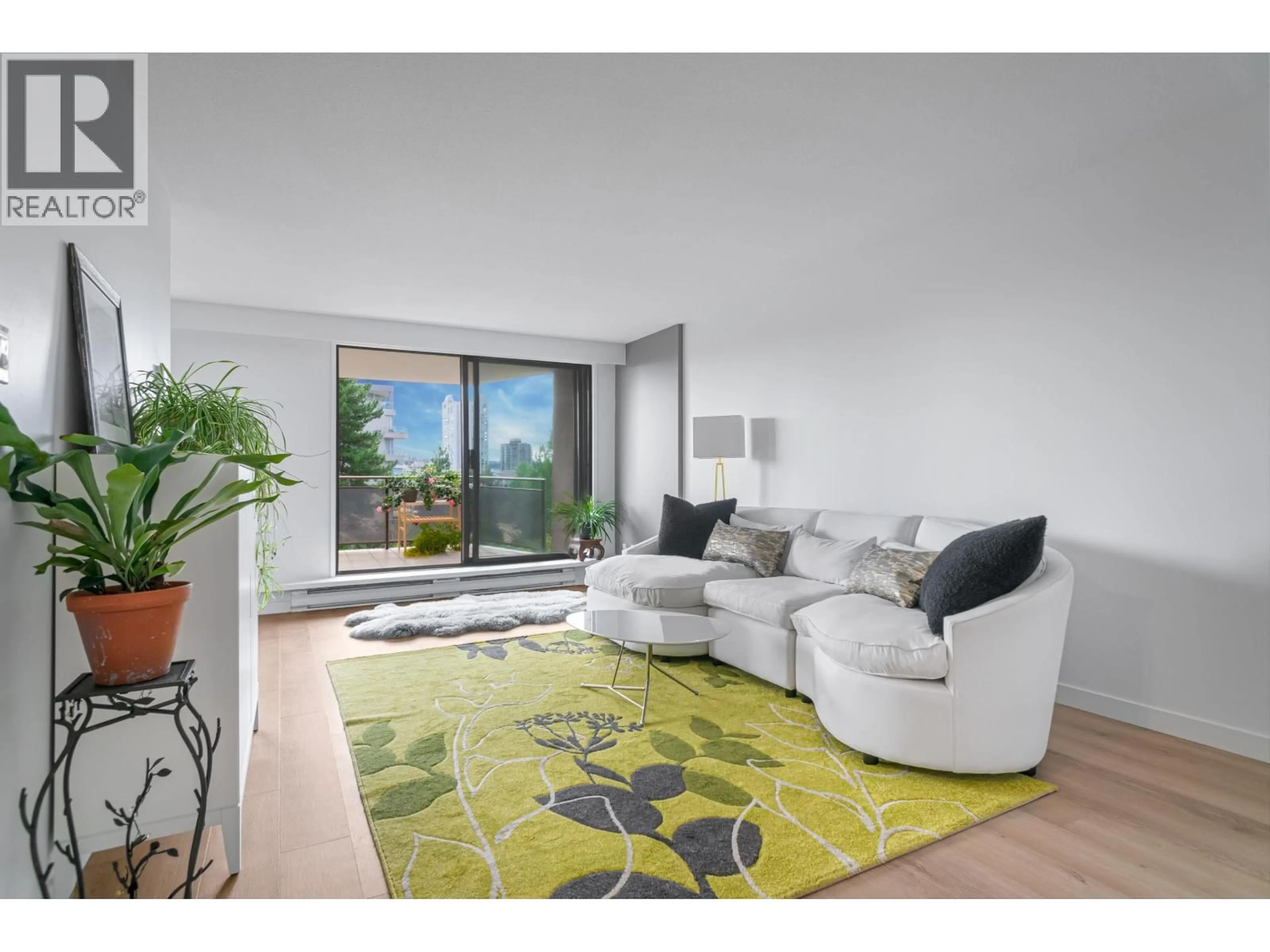 Living room with furniture, unknown for 303 - 444 LONSDALE AVENUE, North Vancouver British Columbia V7M3H5