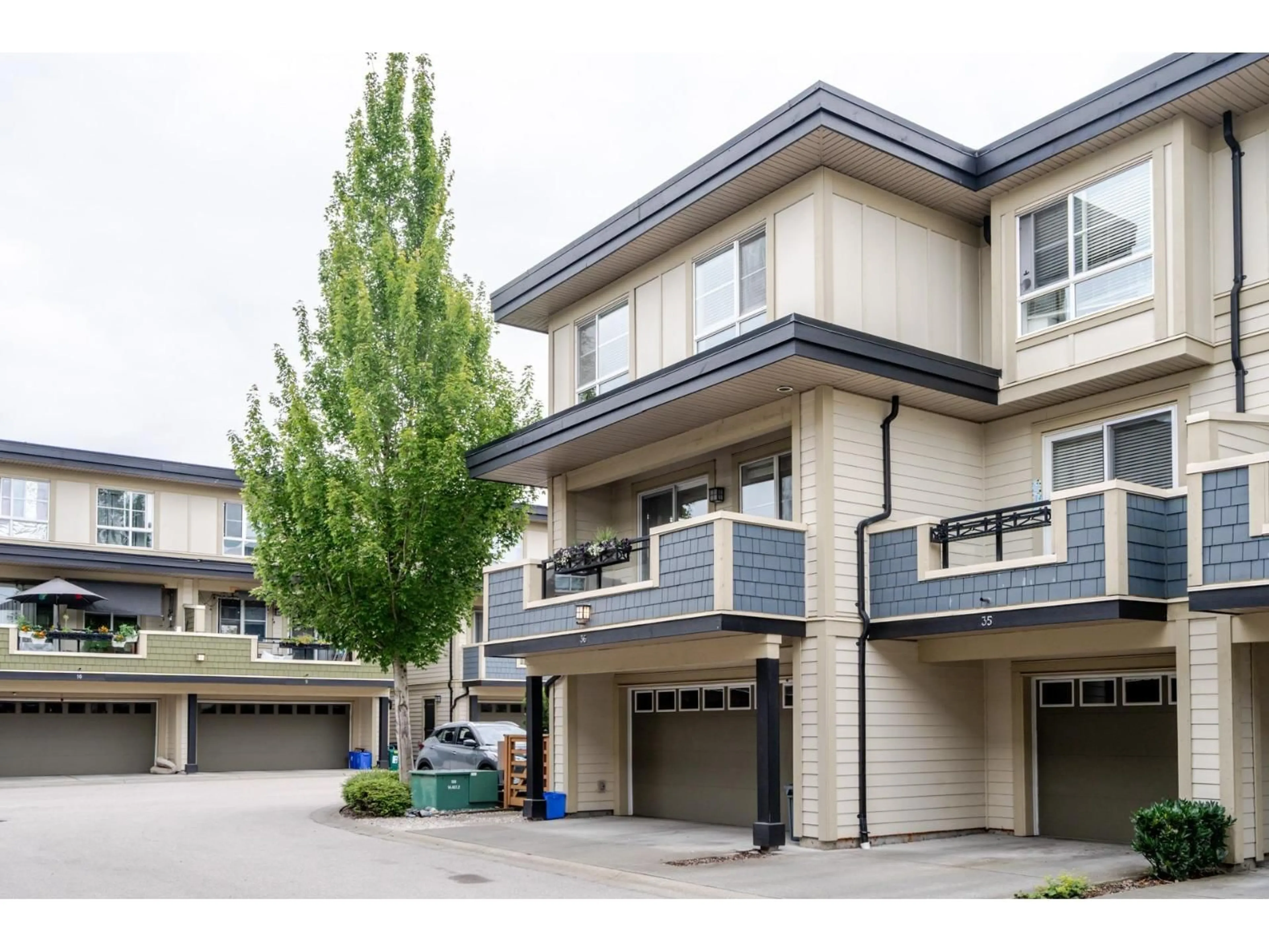 Unknown for 36 - 19477 72A, Surrey British Columbia V4N6M2