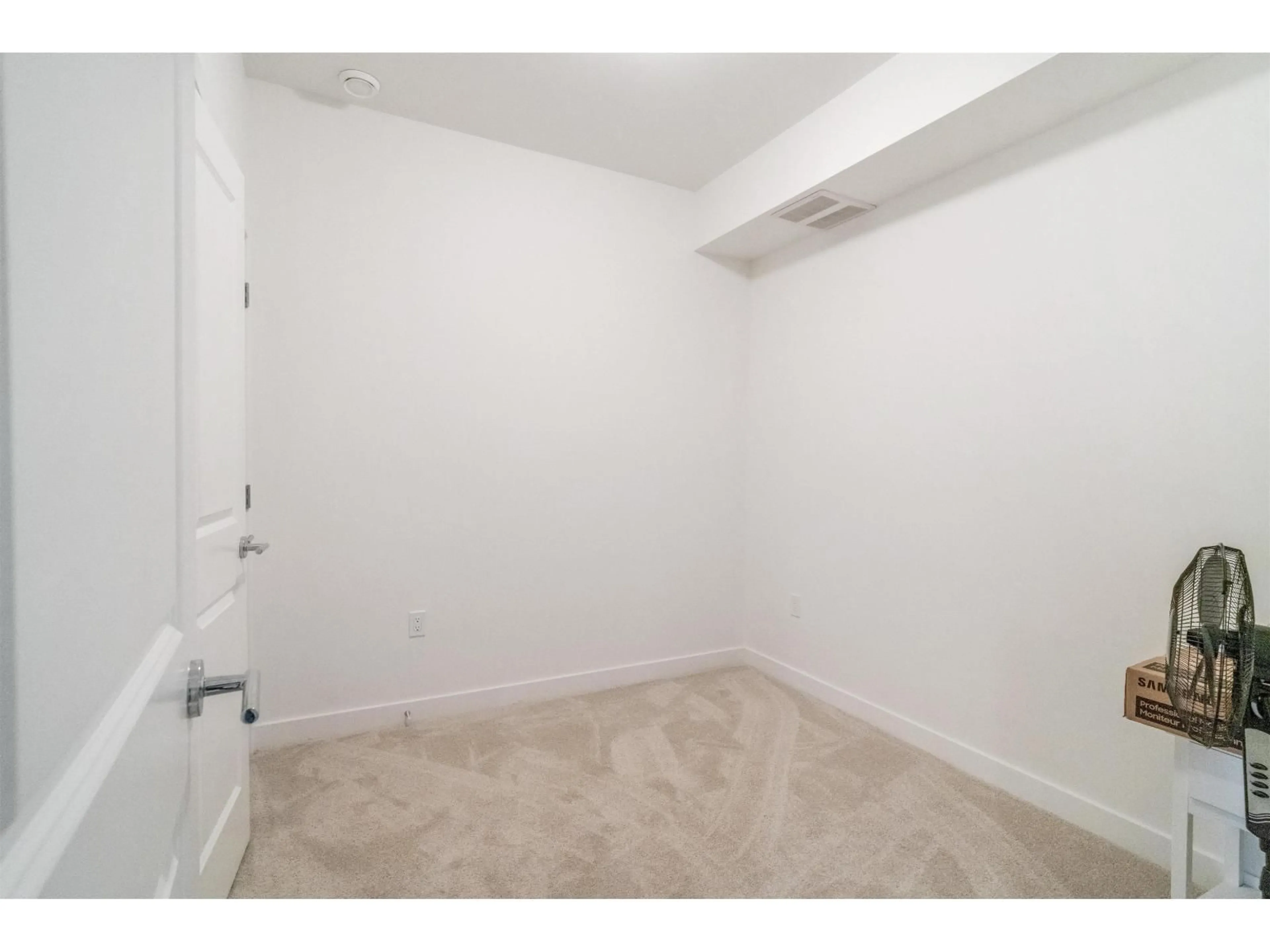 A pic of a room for B220 - 20834 80, Langley British Columbia V3V0V0