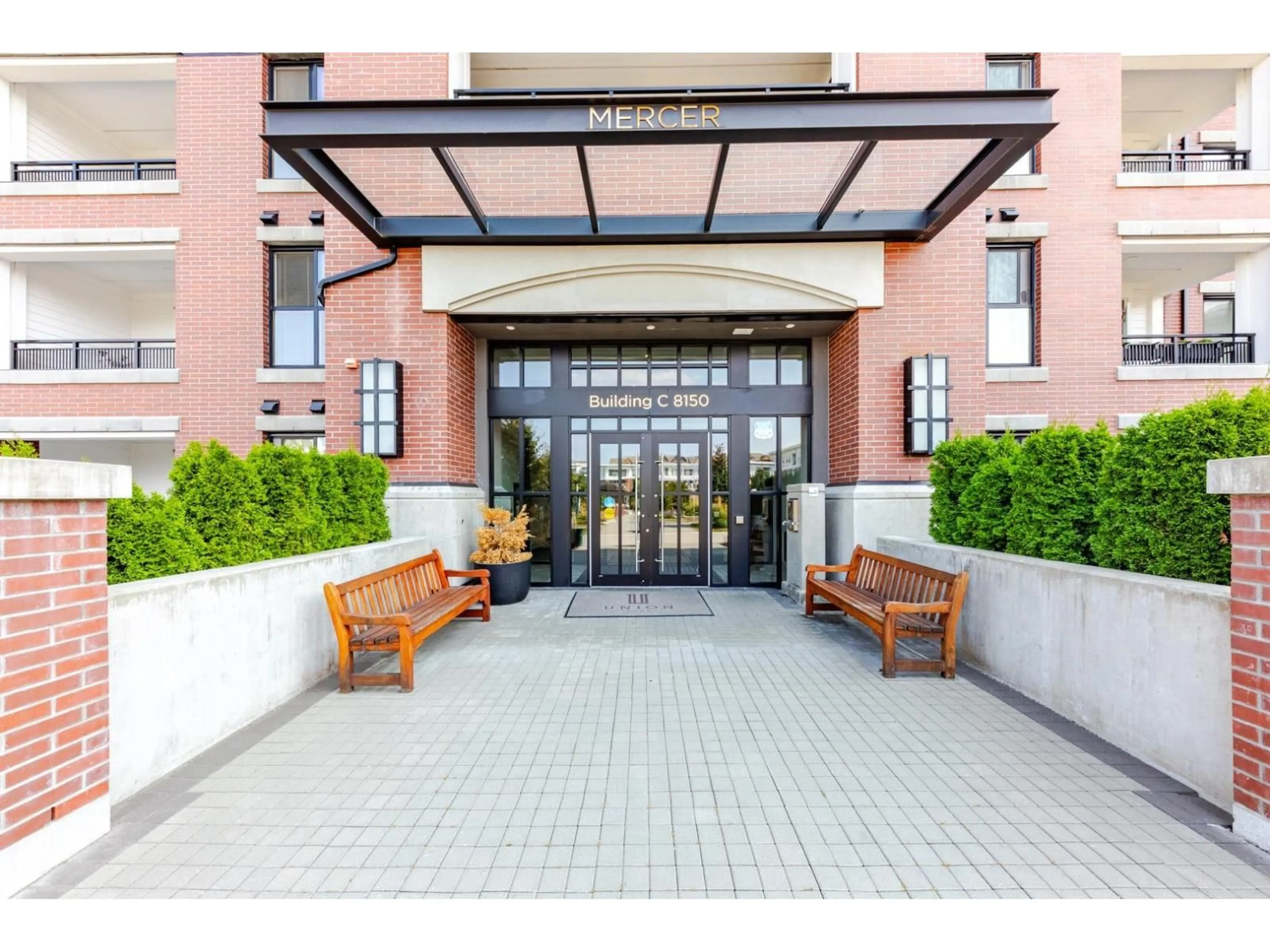 Indoor foyer for C327 - 8150 207, Langley British Columbia V2Y4J4
