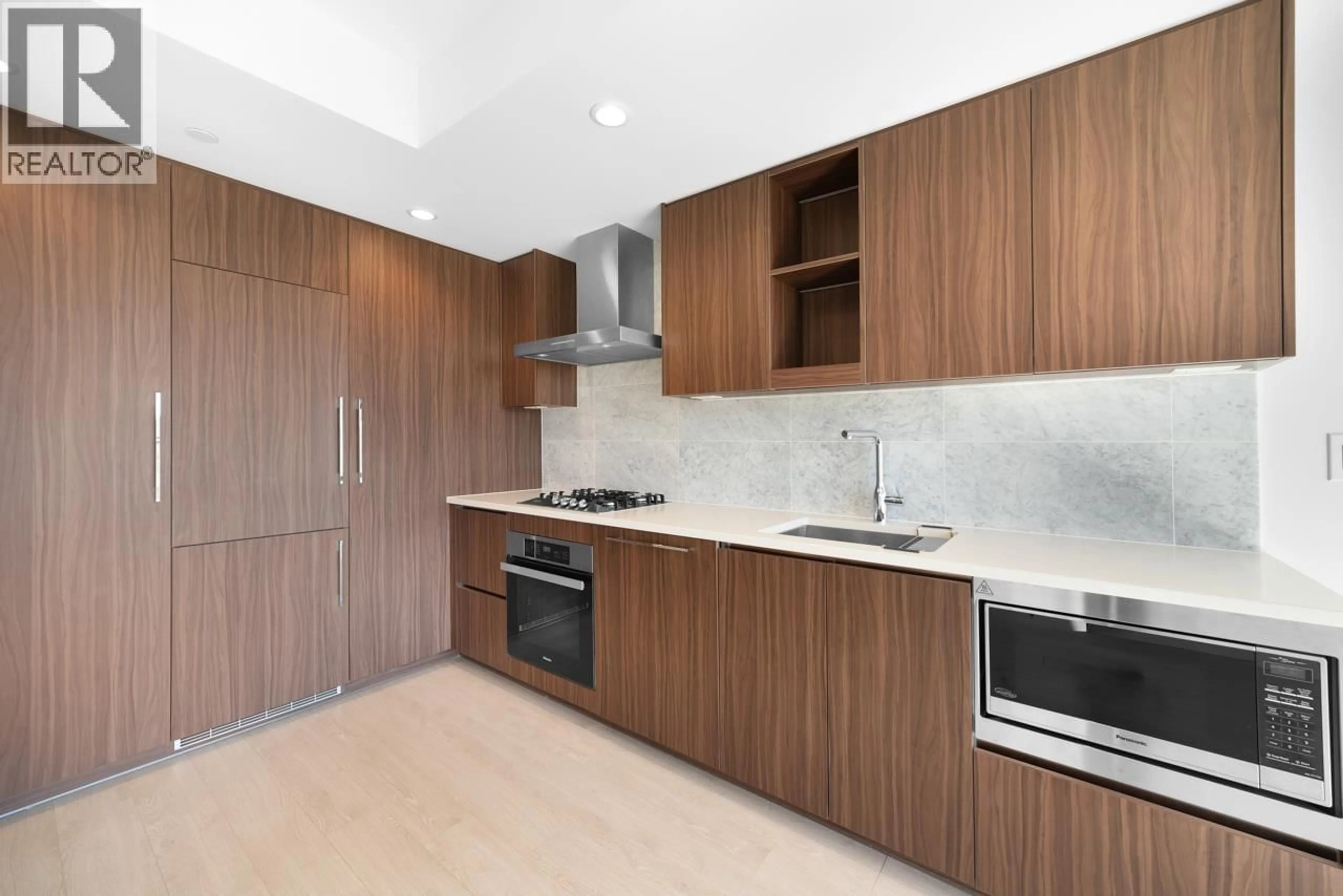 Standard kitchen, unknown for 1517 - 1768 COOK STREET, Vancouver British Columbia V5Y3J6