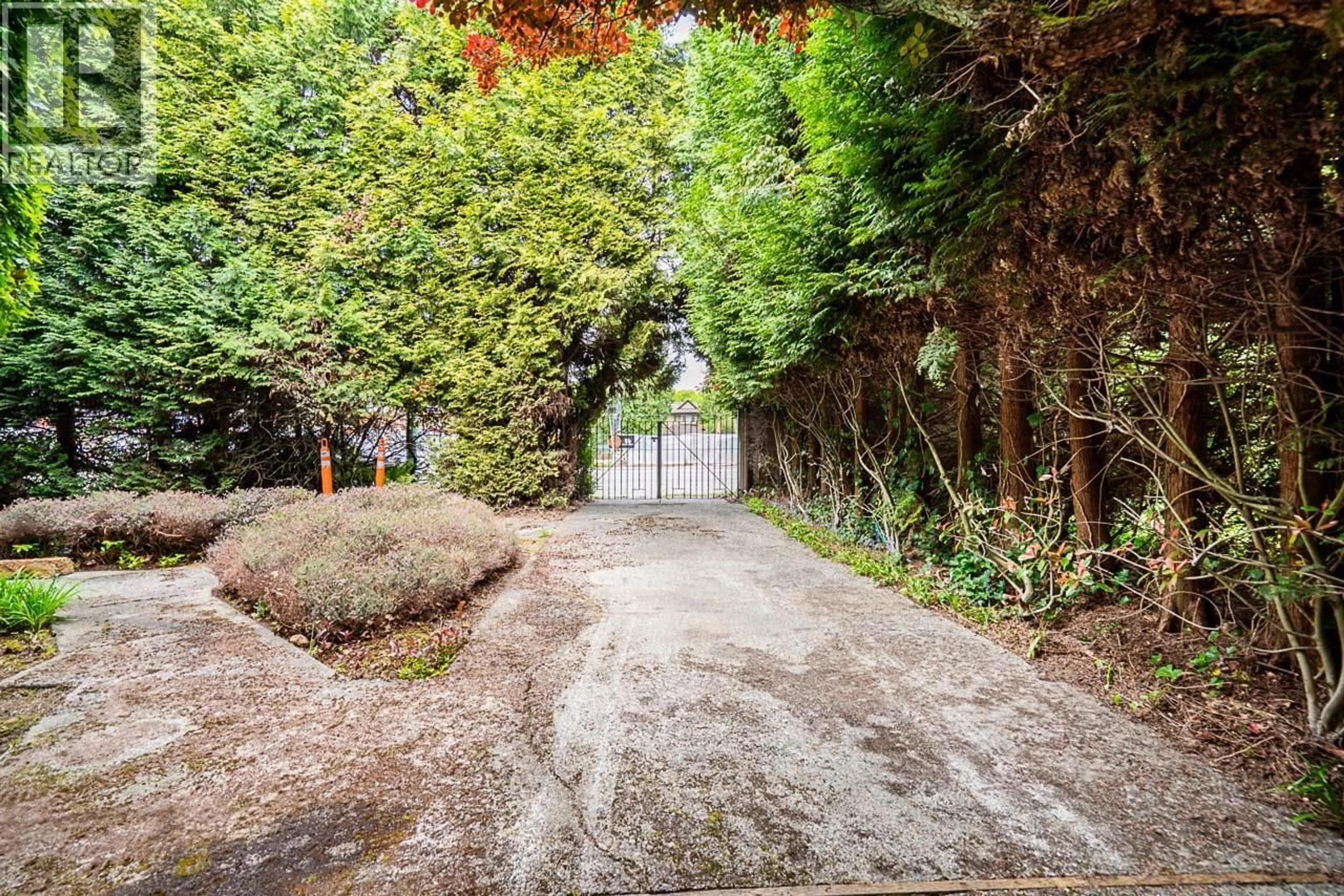 Patio, forest/trees view for 6138 GRANVILLE STREET, Vancouver British Columbia V6M3E3