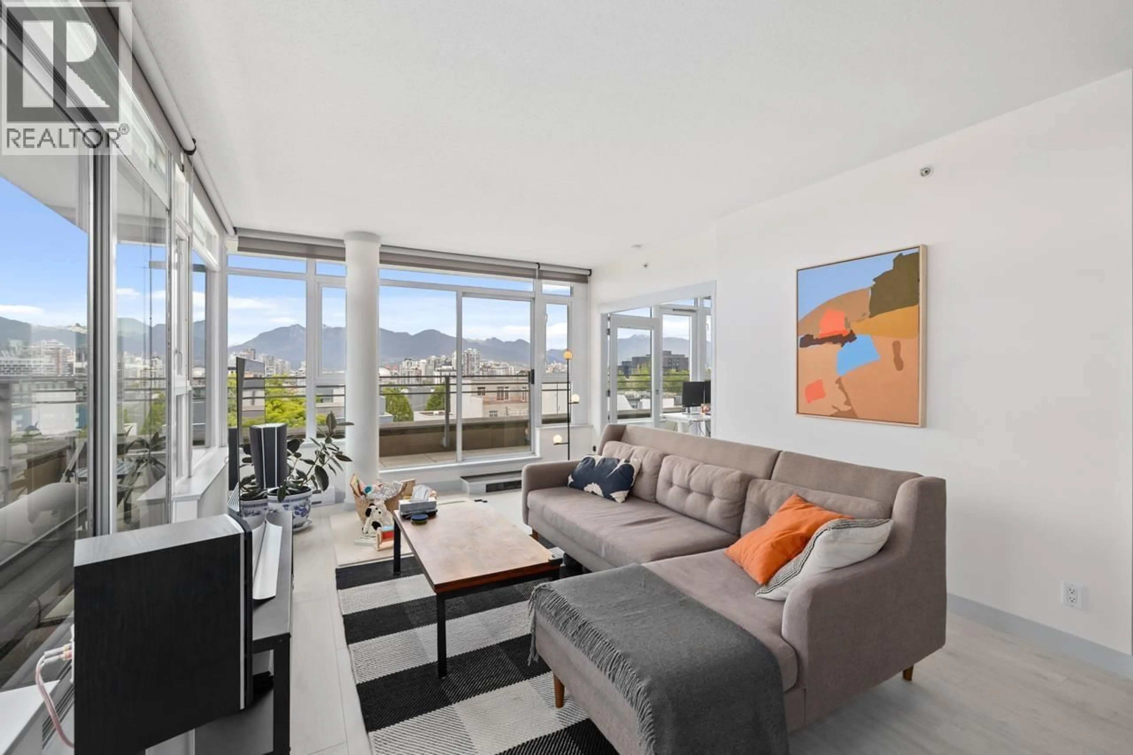 Living room with furniture, unknown for 505 - 2520 MANITOBA STREET, Vancouver British Columbia V5Y3A6
