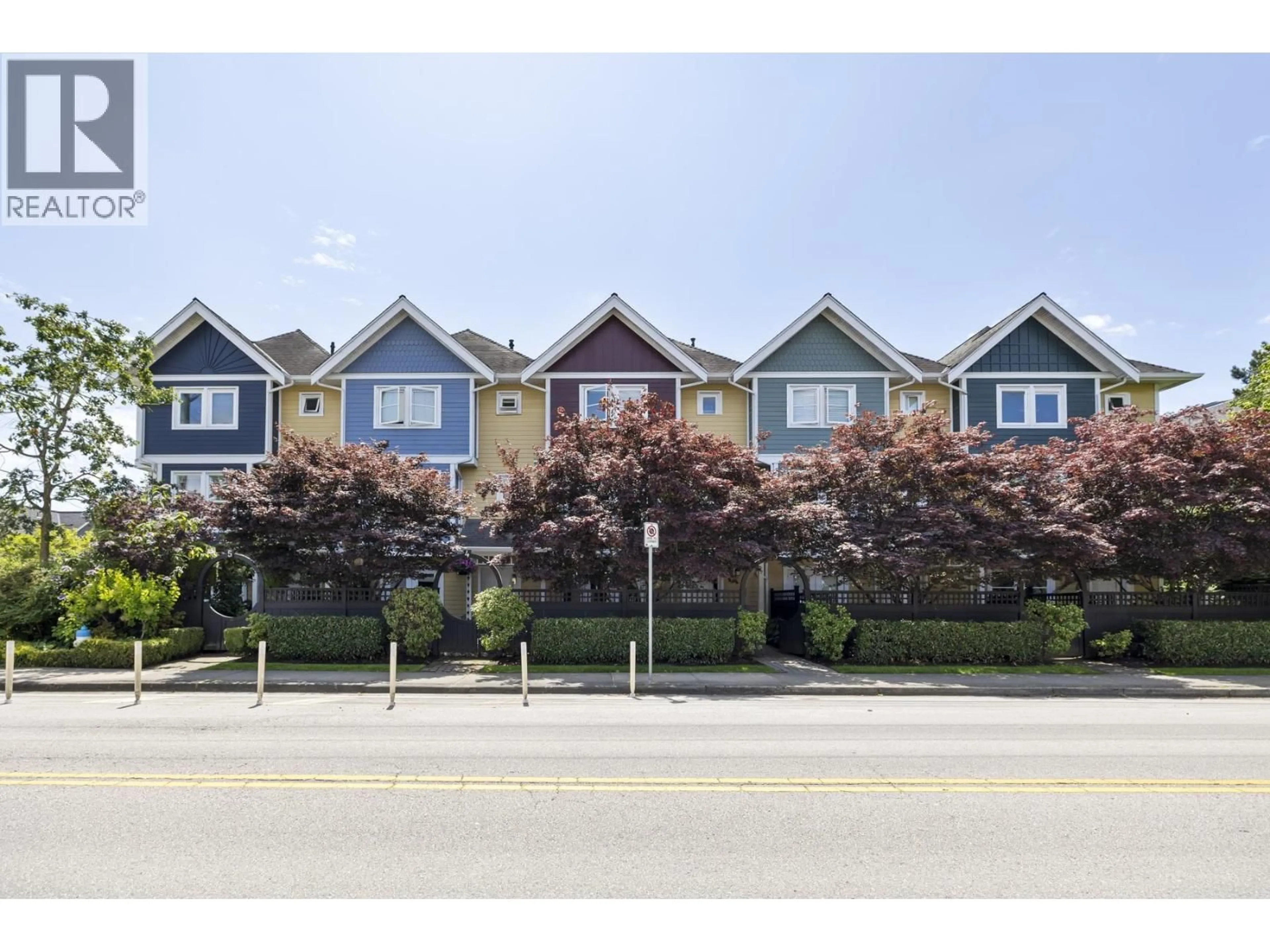 Home with vinyl exterior material, street for 3 - 4729 GARRY STREET, Delta British Columbia V4K3Z6