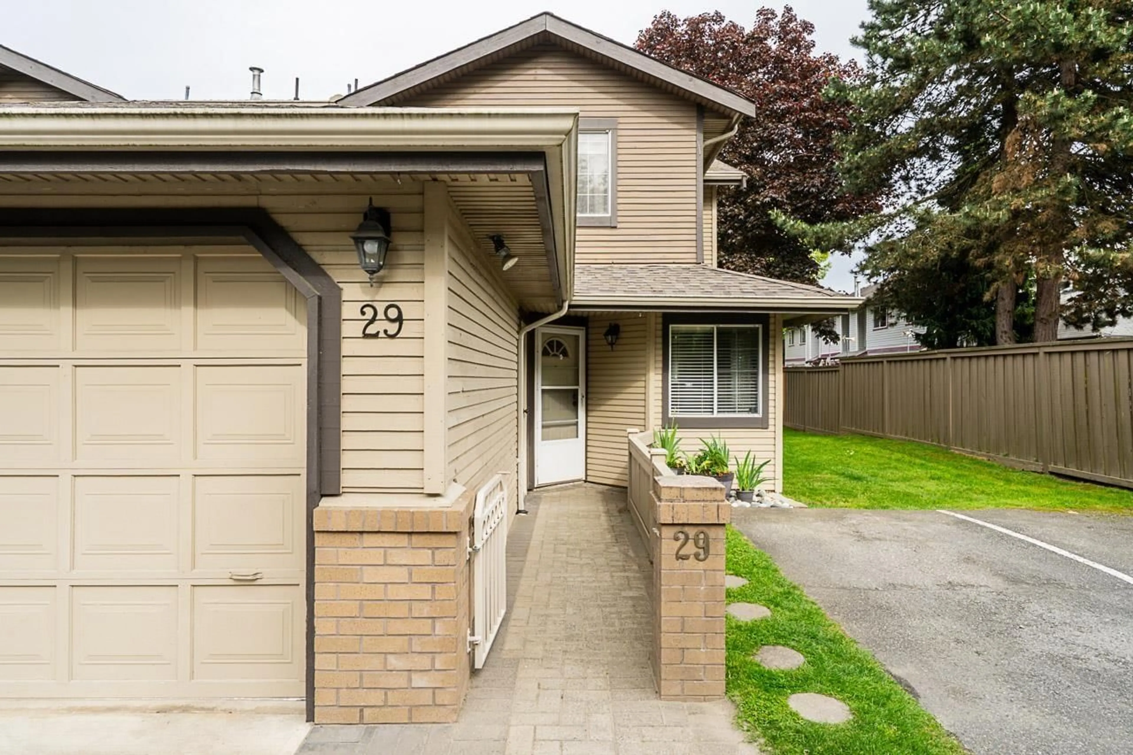 Home with brick exterior material, street for 29 - 11880 82, Delta British Columbia V4C8C7
