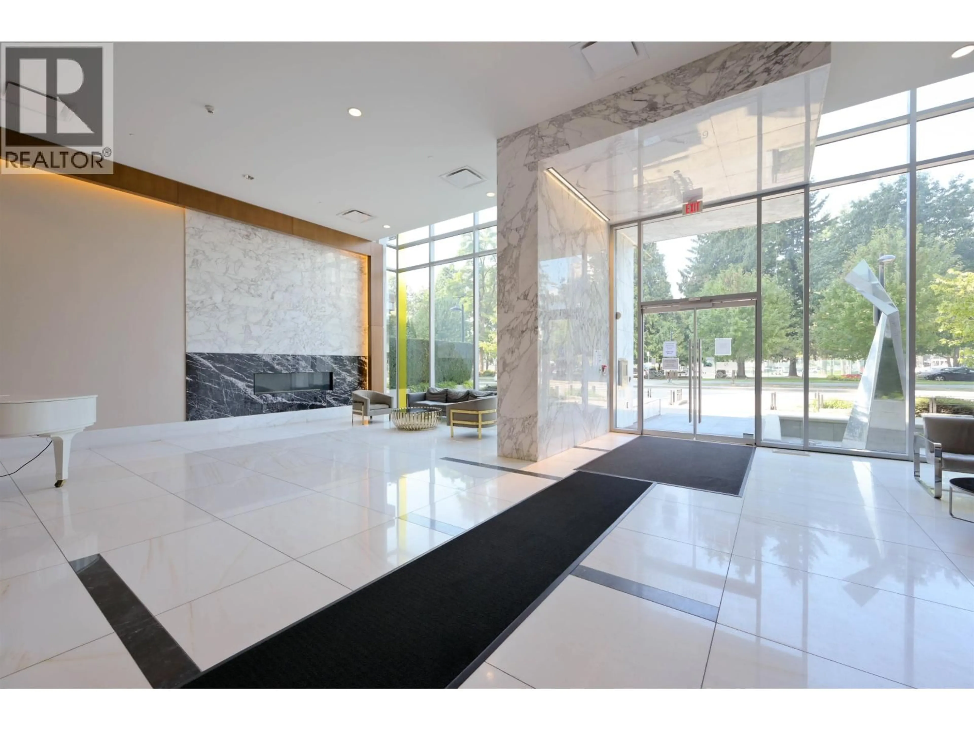 Indoor foyer for 1809 - 6588 NELSON AVENUE, Burnaby British Columbia V5H0E8