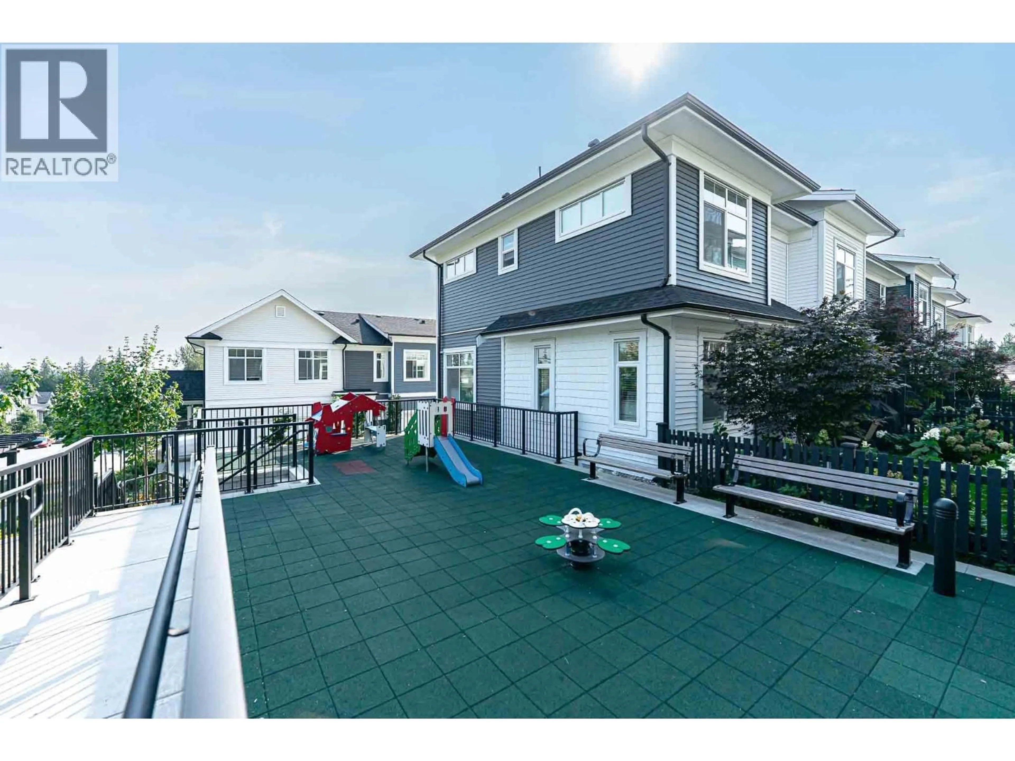 Unknown for 112 - 3489 BAYCREST AVENUE, Coquitlam British Columbia V3B0T4