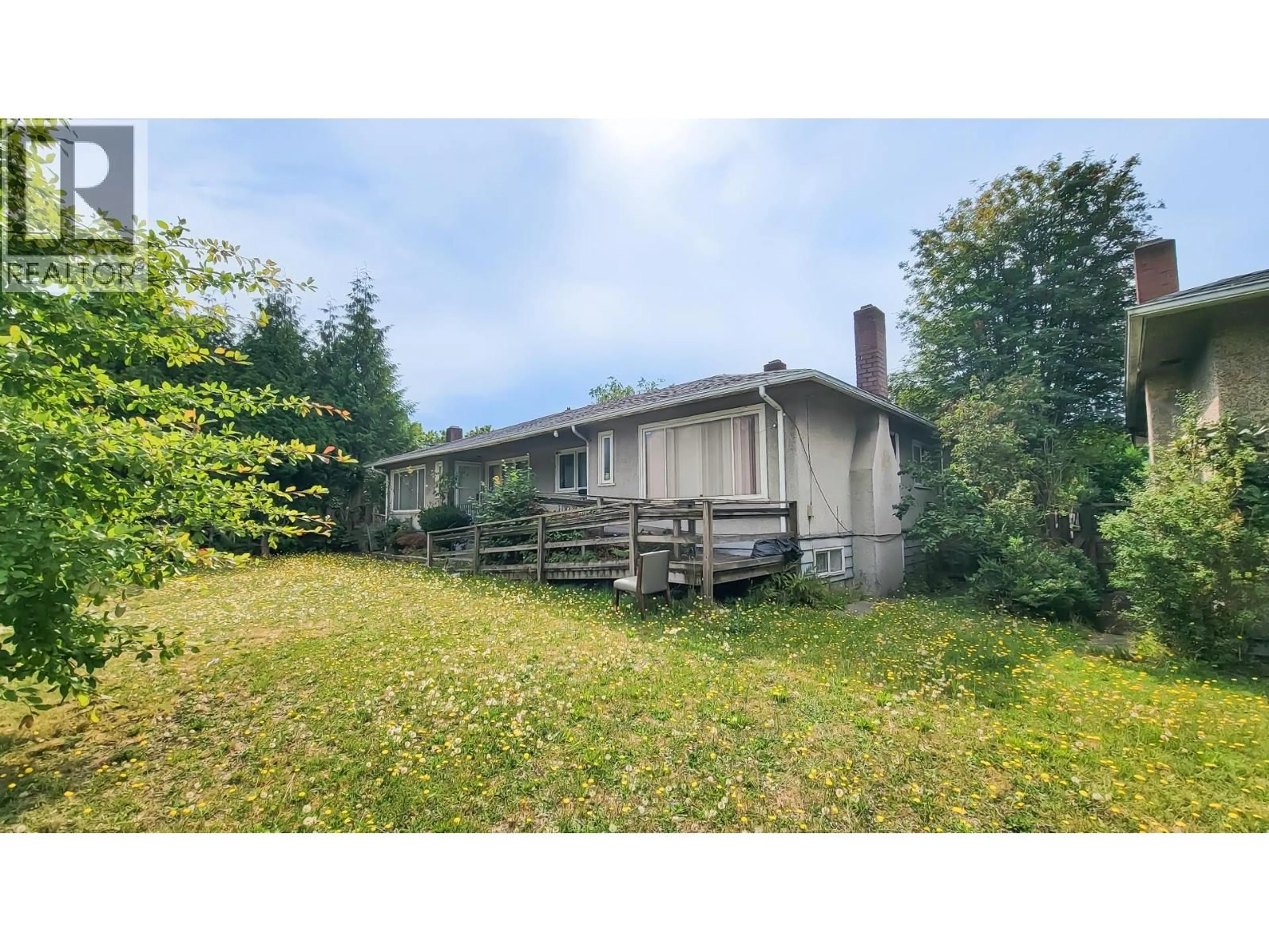 Unknown for 2578 GRANDVIEW HIGHWAY, Vancouver British Columbia V5M2C8