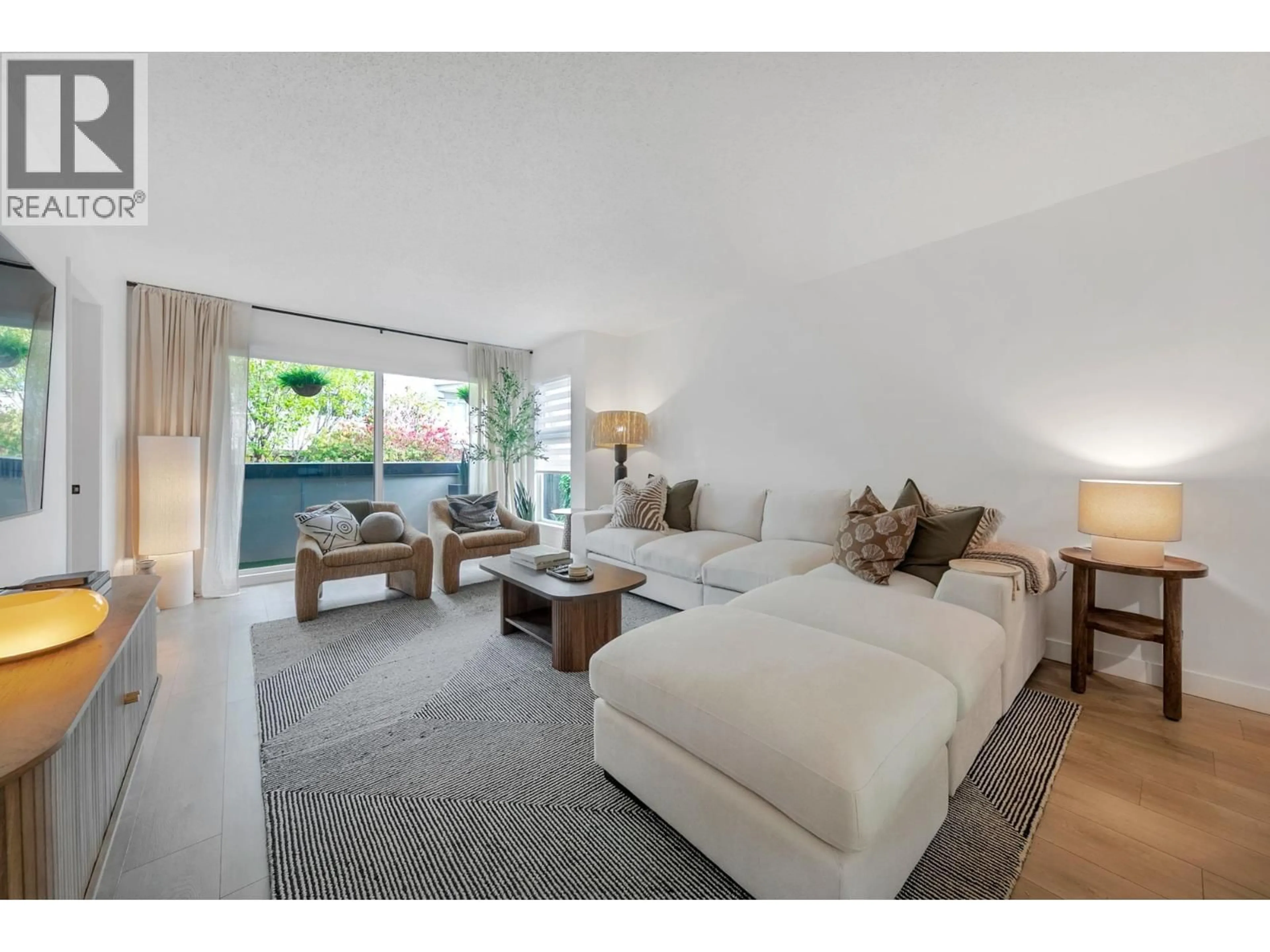 Living room with furniture, unknown for 204 - 2240 WALL STREET, Vancouver British Columbia V5L1B6