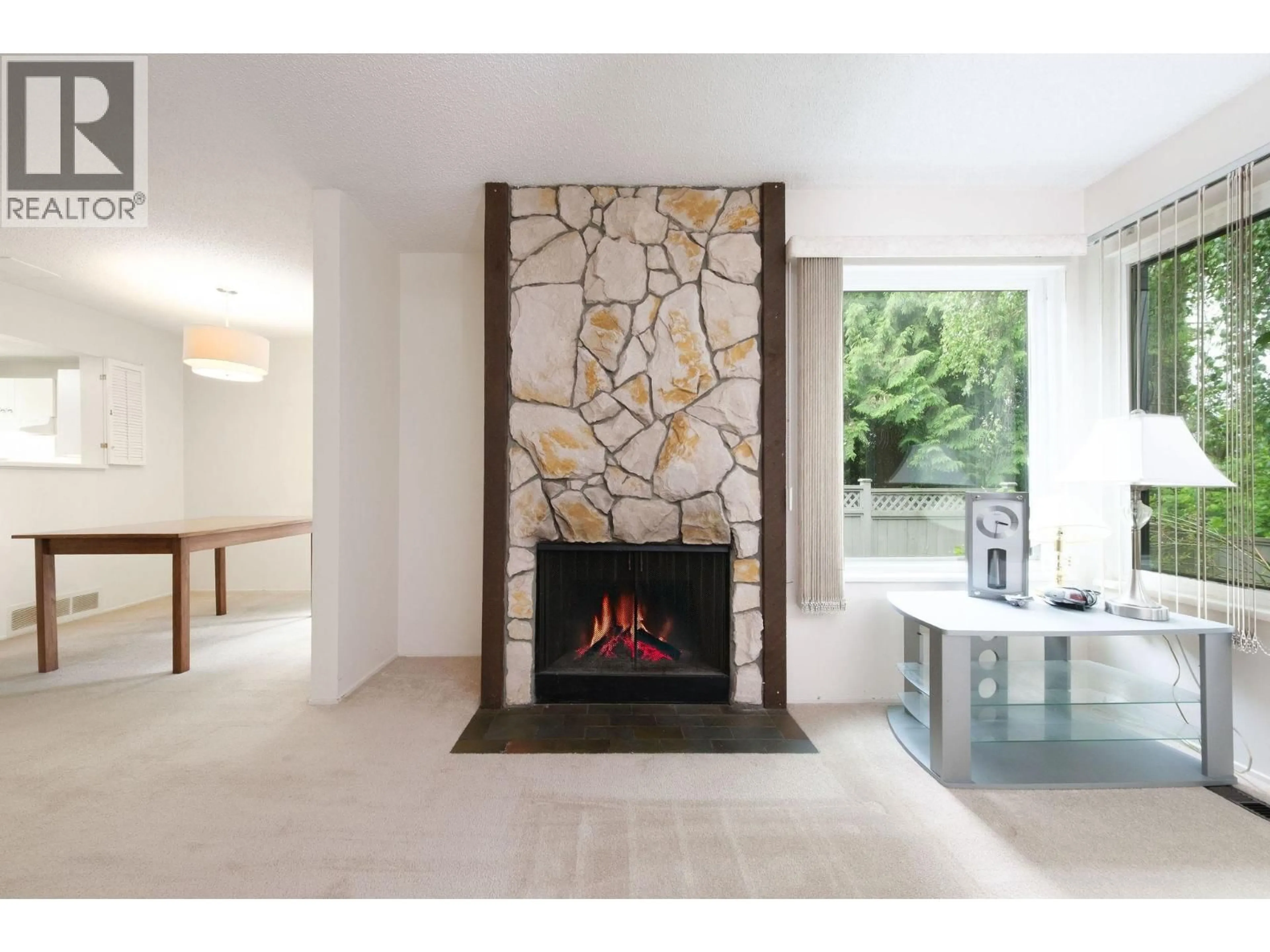 Unknown for 4728 WILLOWDALE PLACE, Burnaby British Columbia V5G4B4