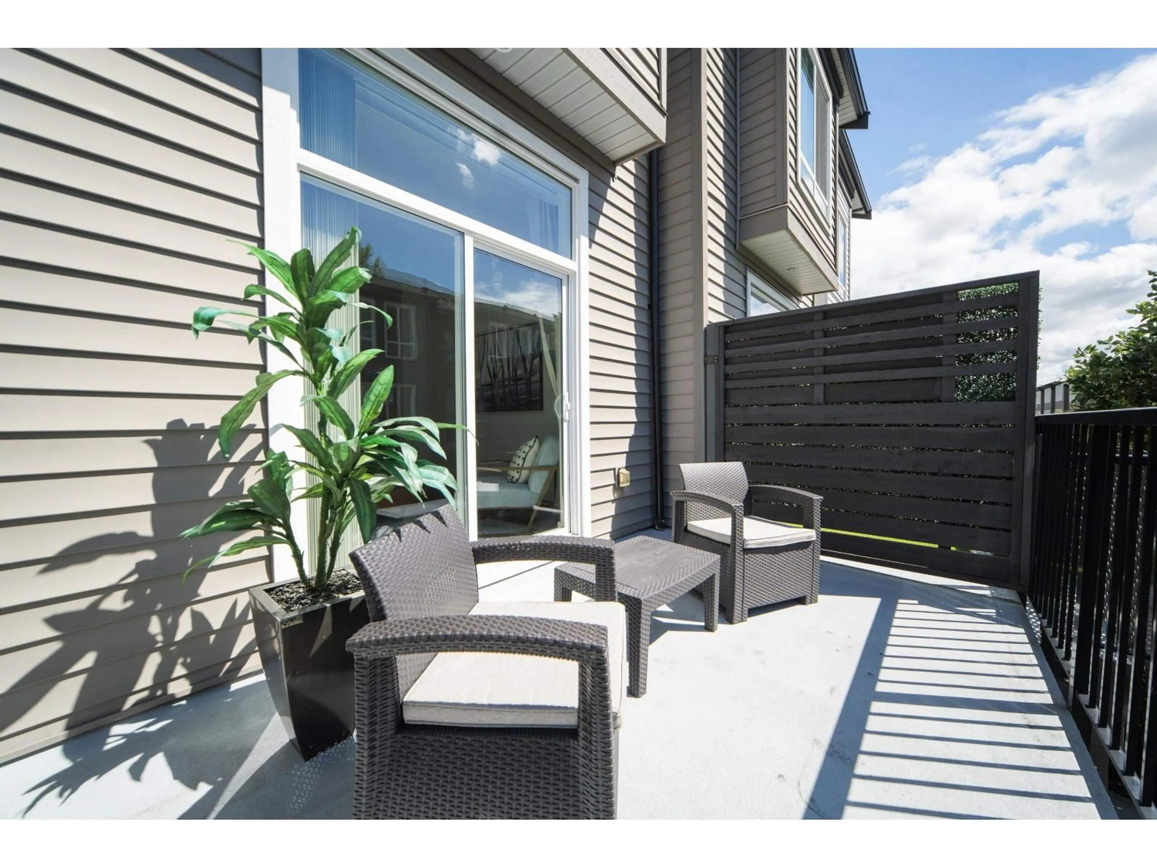 Patio, unknown for 58 - 15898 27, Surrey British Columbia V3Z0T2