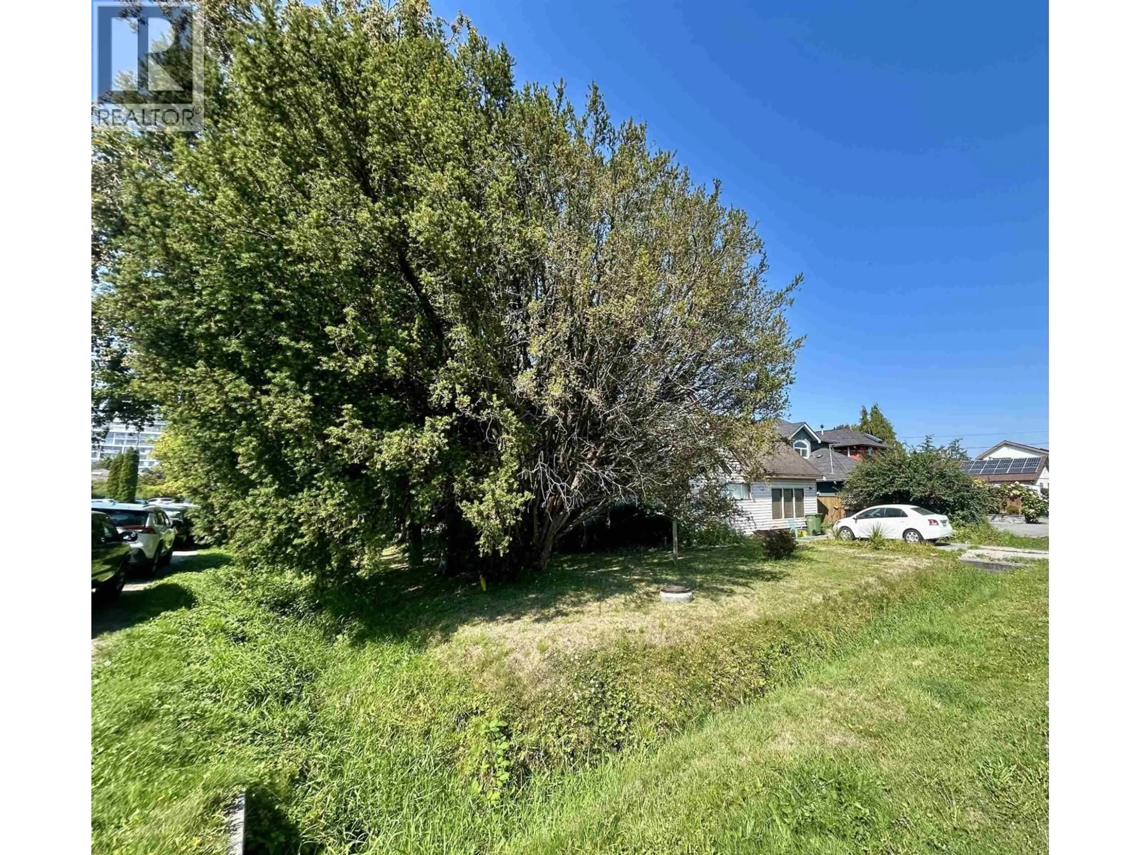 A pic from outside/outdoor area/front of a property/back of a property/a pic from drone, unknown for 3251 REGINA AVENUE, Richmond British Columbia V6X2K6