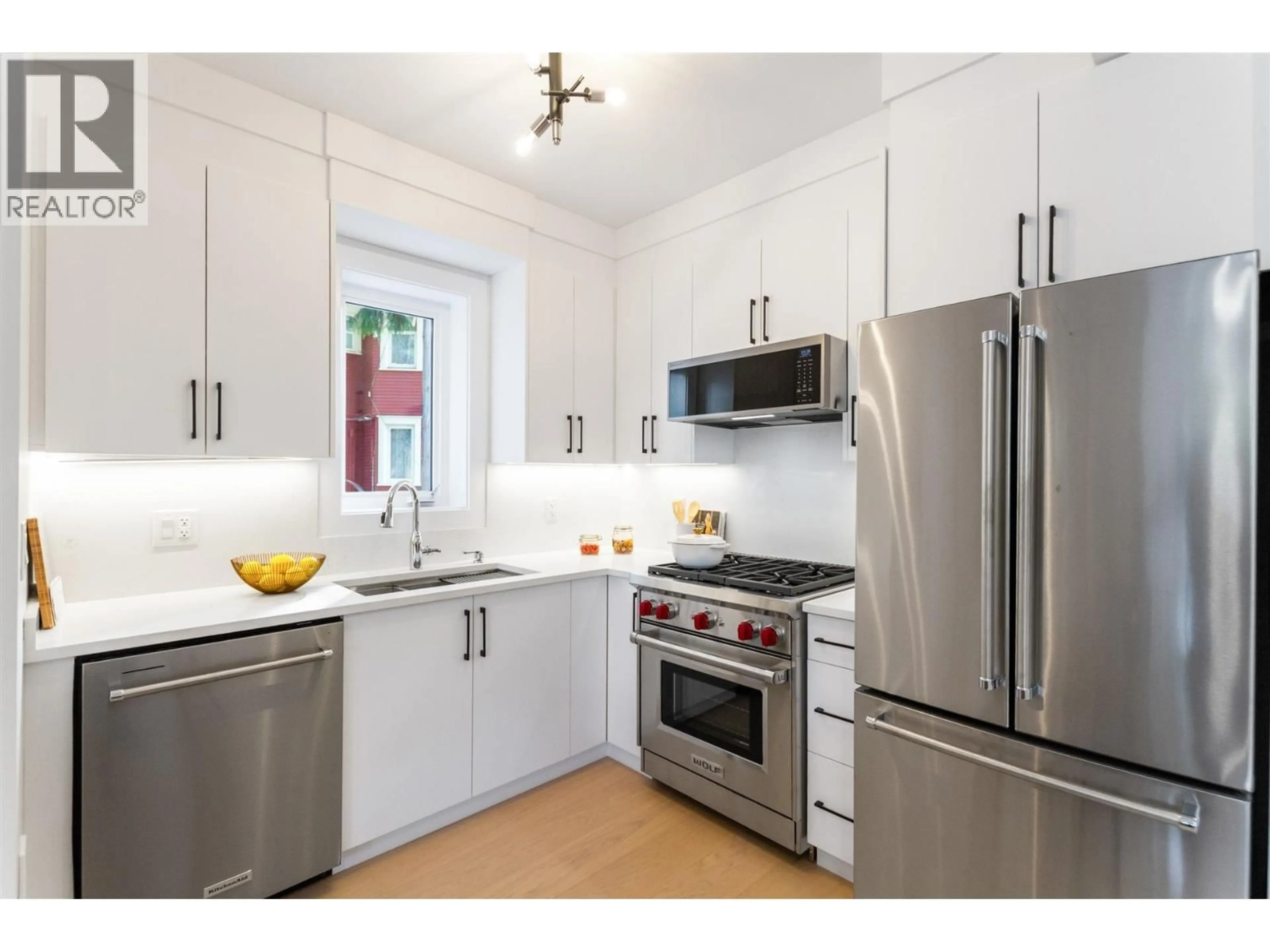 Unknown for 1922 WILLIAM STREET, Vancouver British Columbia V5L2R8