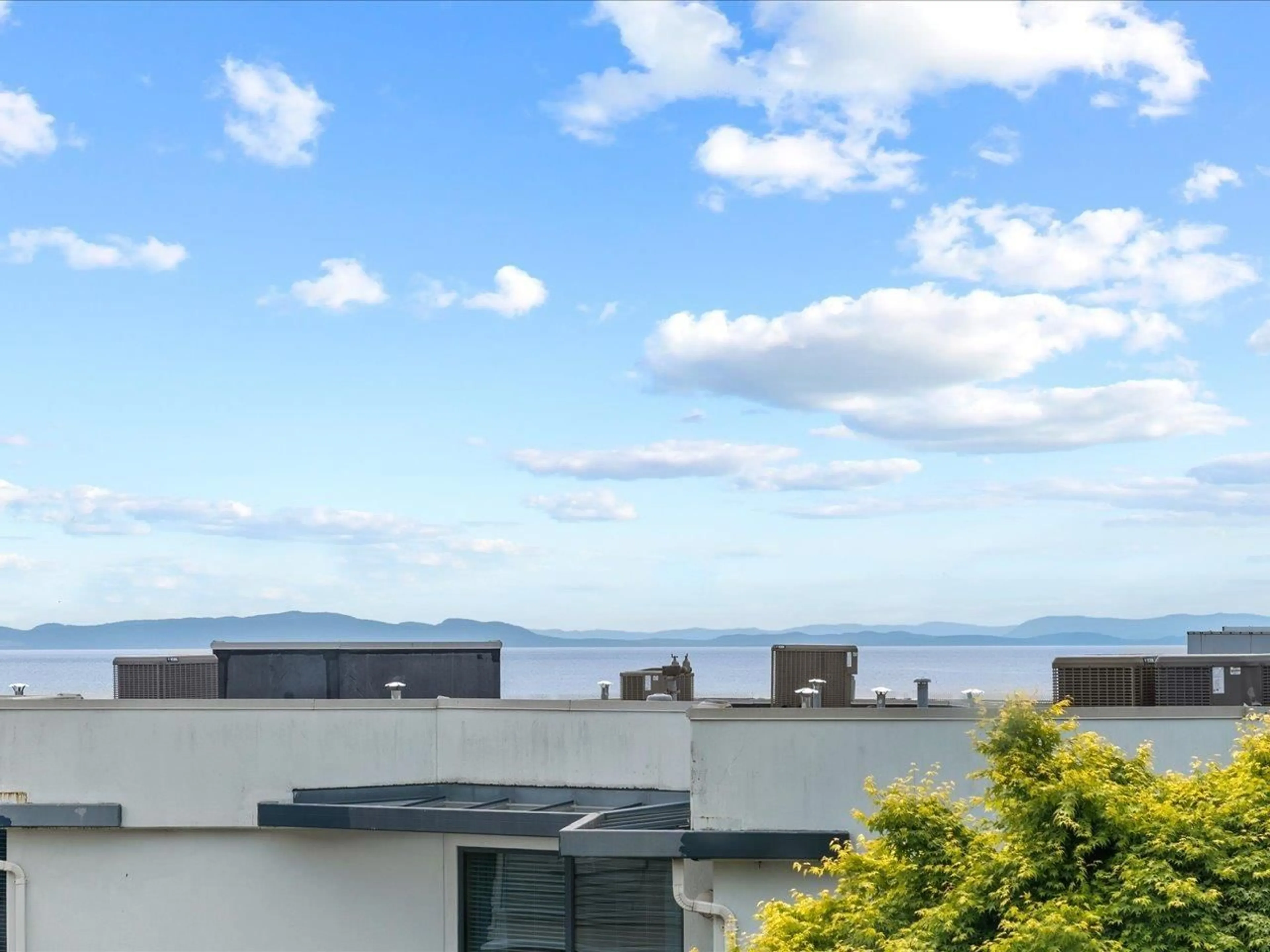 A pic from outside/outdoor area/front of a property/back of a property/a pic from drone, unknown for 310 - 15621 MARINE, White Rock British Columbia V4B1E1