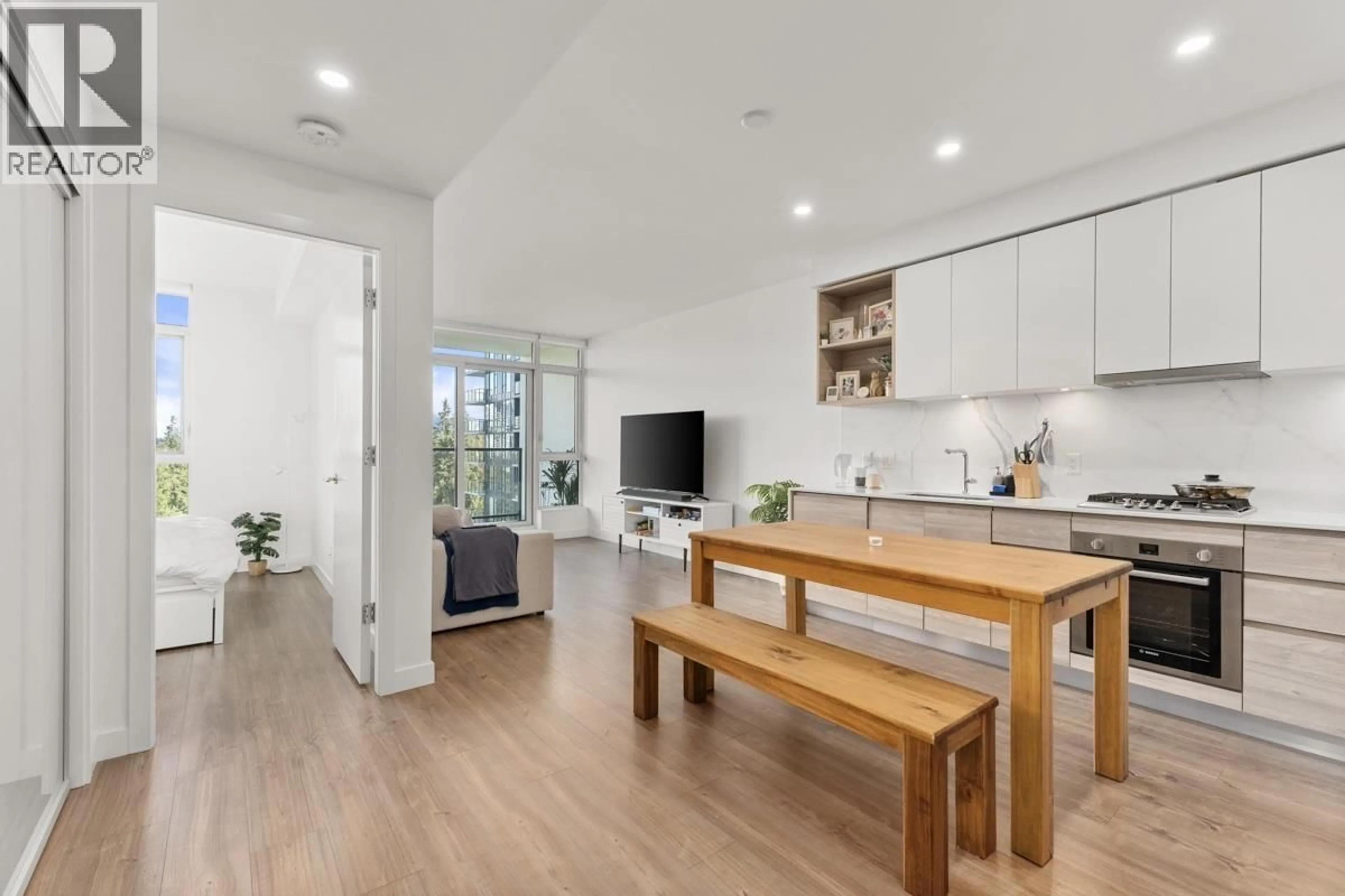 Open concept kitchen, wood/laminate floor for 1702 - 585 AUSTIN AVENUE, Coquitlam British Columbia V3K0G6