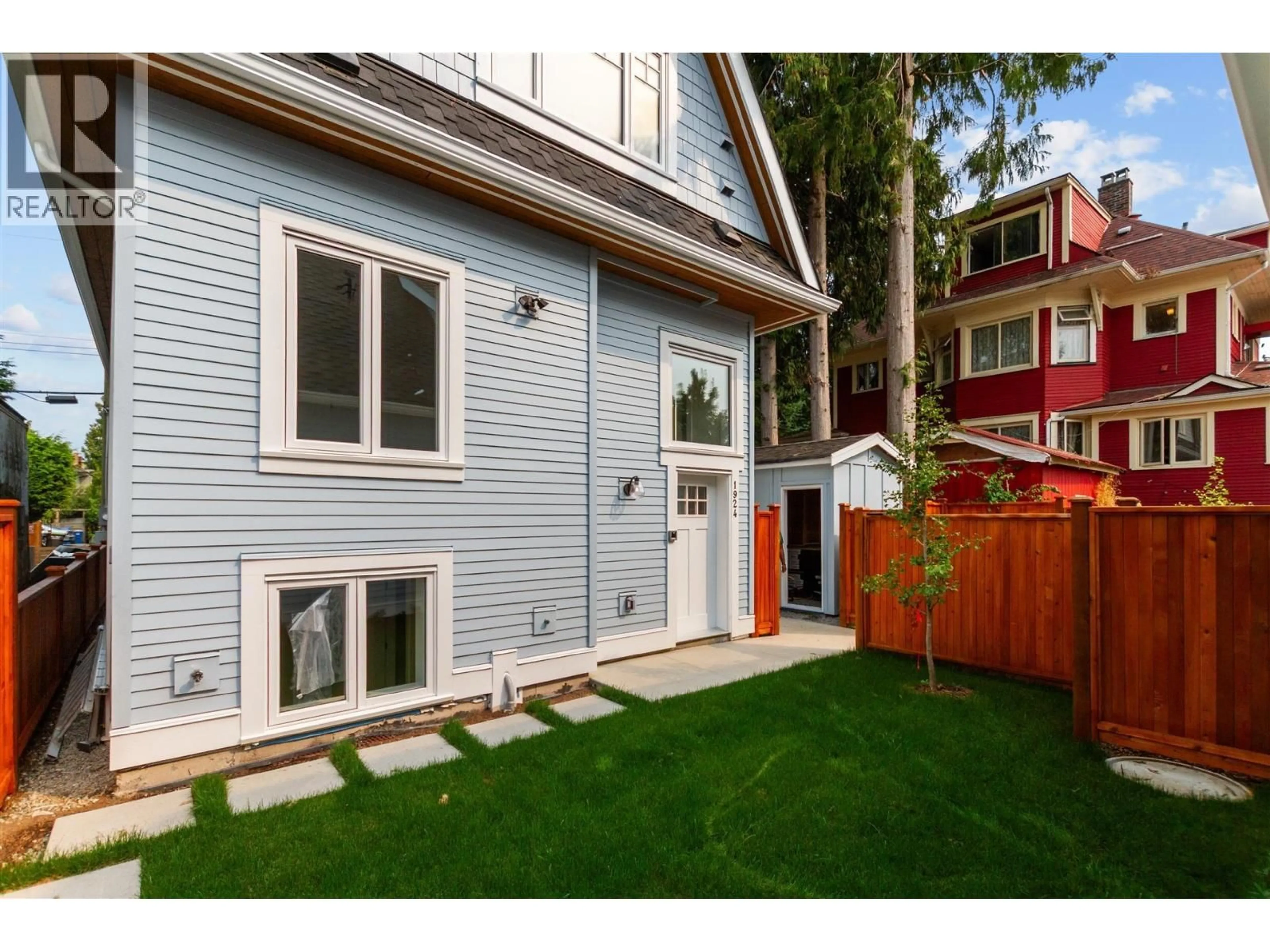 Home with vinyl exterior material, street for 1924 WILLIAM STREET, Vancouver British Columbia V5L2R8